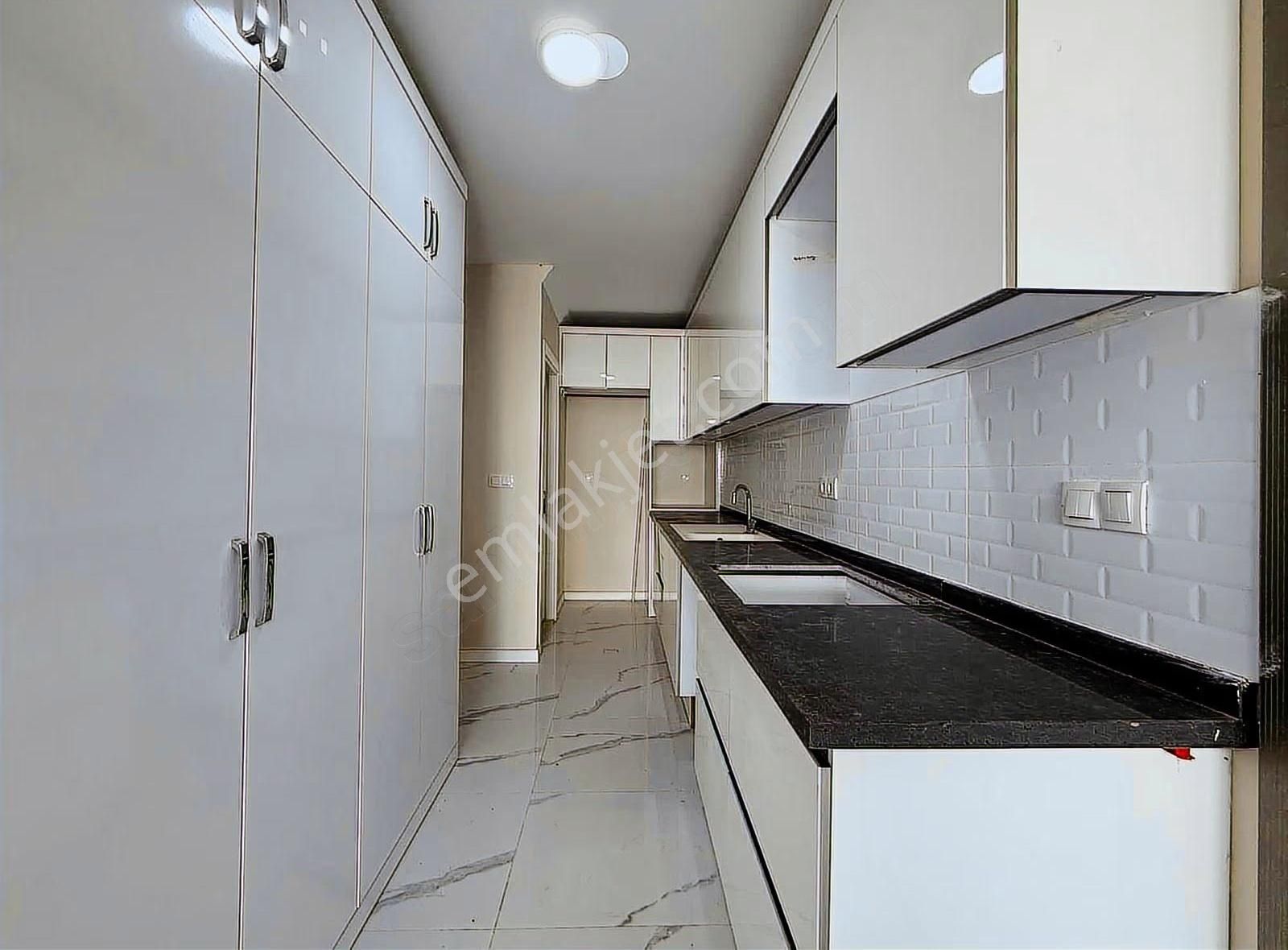 Alya Gayrimenkul Şifnede Havuzlu Deniz Manzaralı Fırsat Villa - Görsel 3