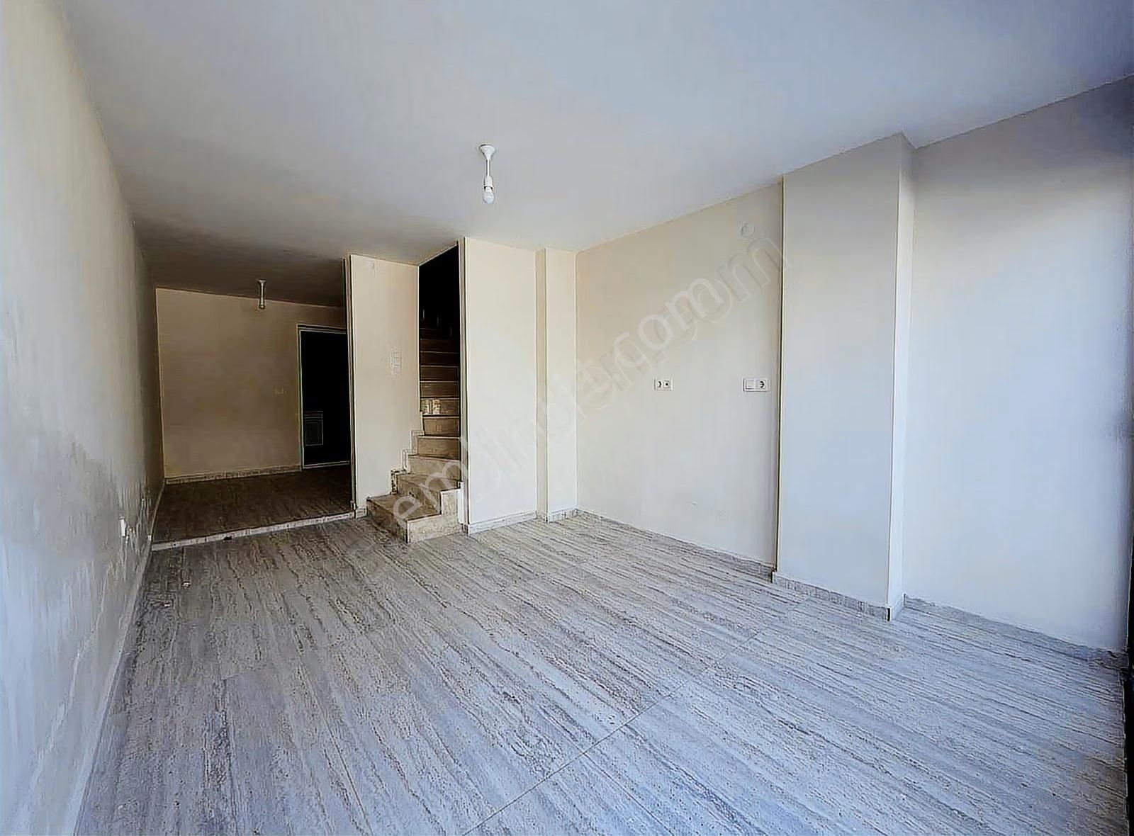 Alya Gayrimenkul Şifnede Havuzlu Deniz Manzaralı Fırsat Villa - Görsel 16