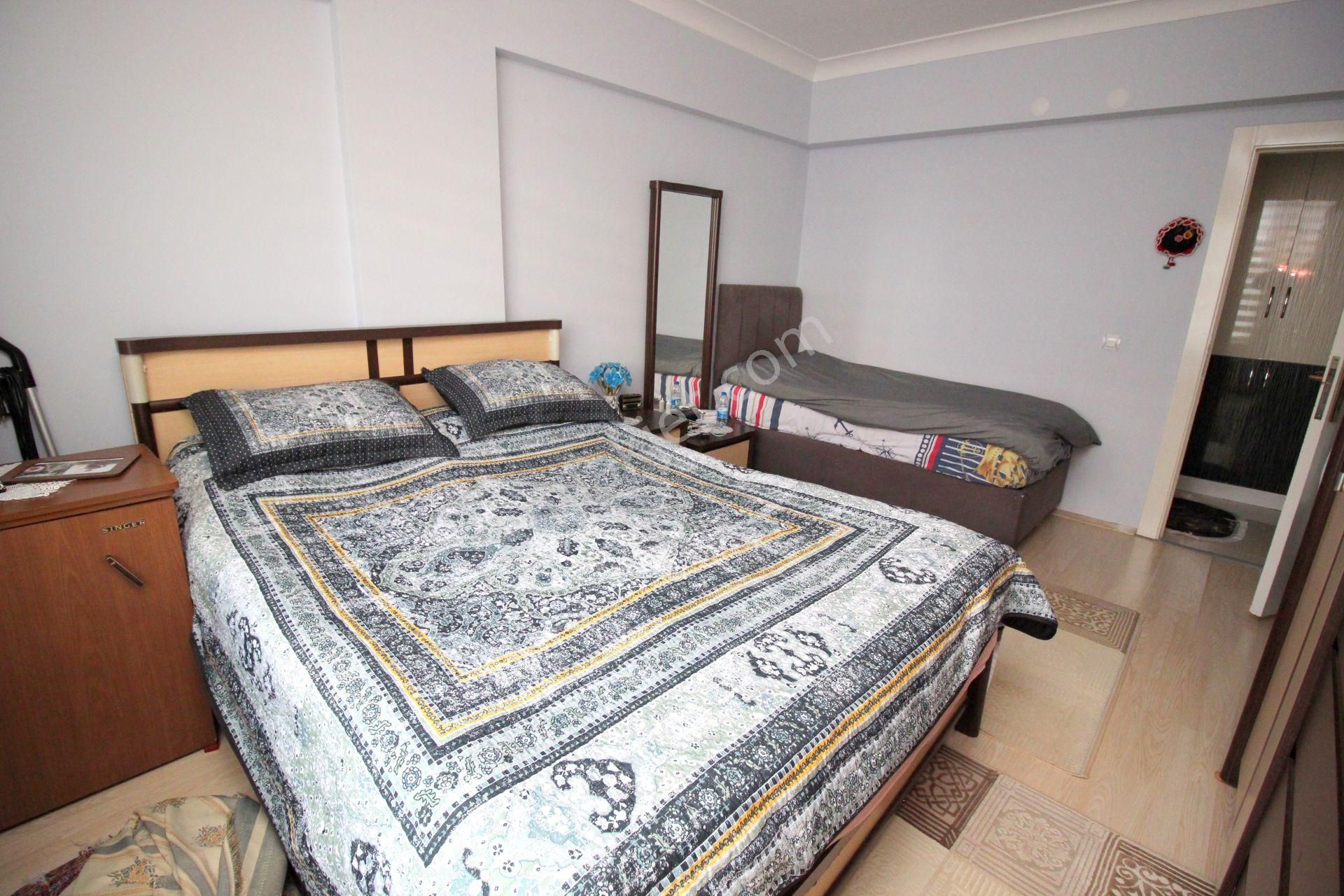 Emre Emlaktan Topçu Mahallesinde Masrafsız Geniş Krediye Uygun Satılık 3+1 Daire - Görsel 18