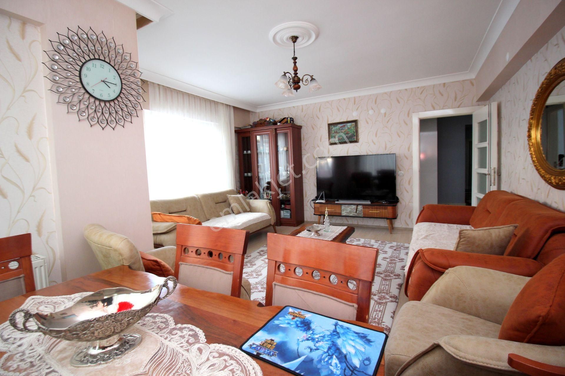 Emre Emlaktan Topçu Mahallesinde Masrafsız Geniş Krediye Uygun Satılık 3+1 Daire - Görsel 8