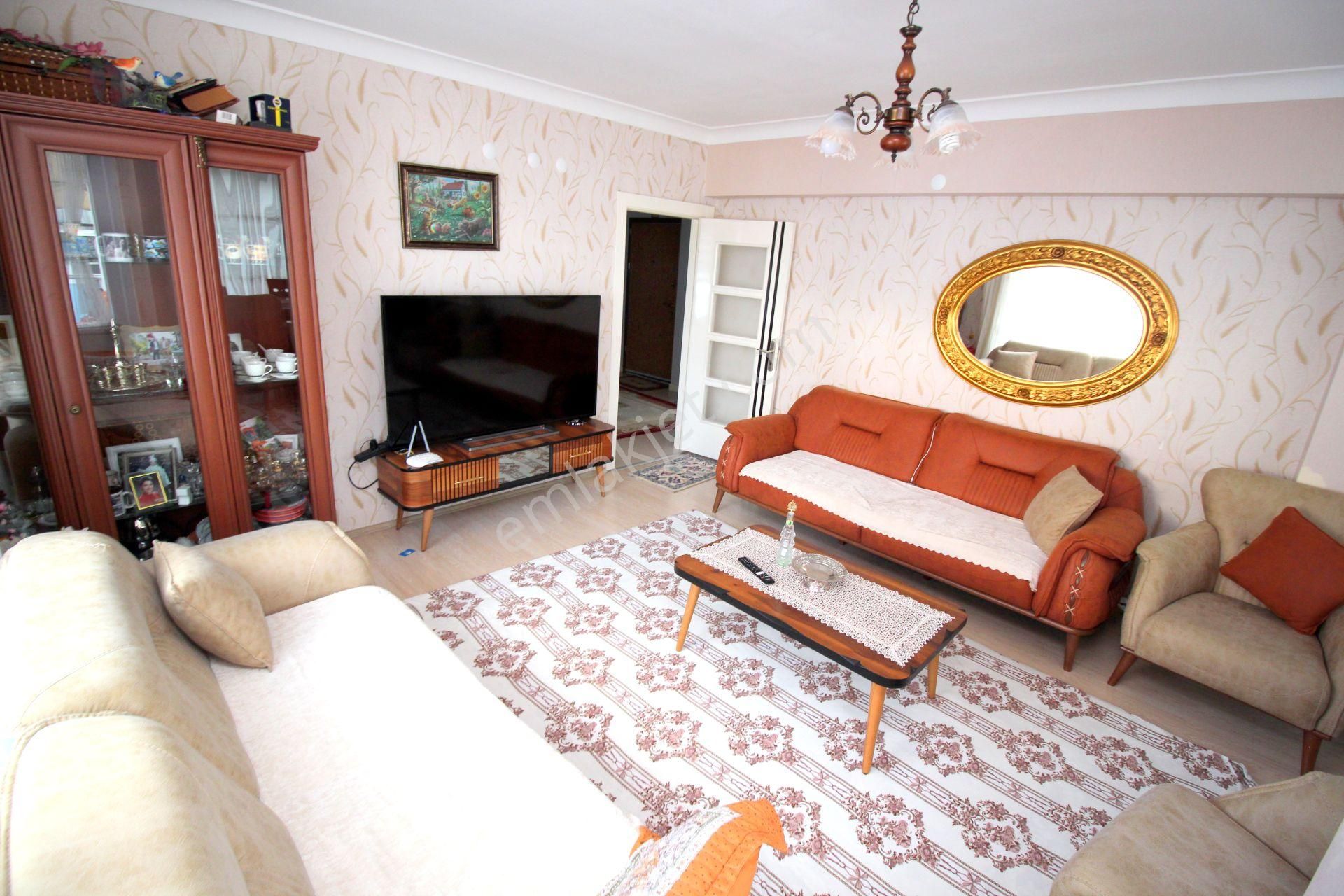 Emre Emlaktan Topçu Mahallesinde Masrafsız Geniş Krediye Uygun Satılık 3+1 Daire - Görsel 10