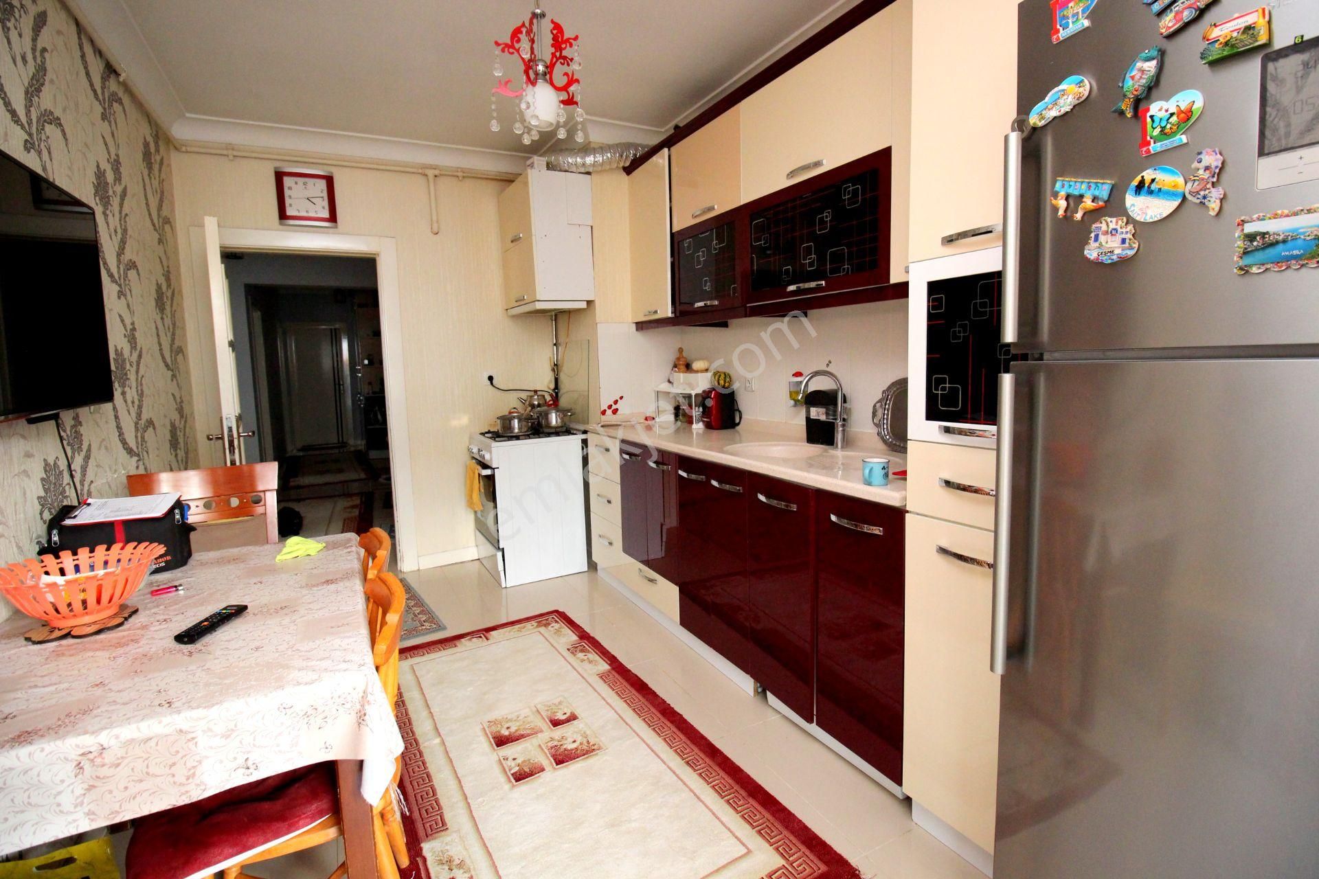 Emre Emlaktan Topçu Mahallesinde Masrafsız Geniş Krediye Uygun Satılık 3+1 Daire - Görsel 6