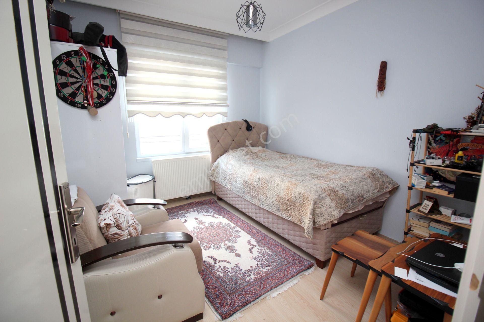 Emre Emlaktan Topçu Mahallesinde Masrafsız Geniş Krediye Uygun Satılık 3+1 Daire - Görsel 12