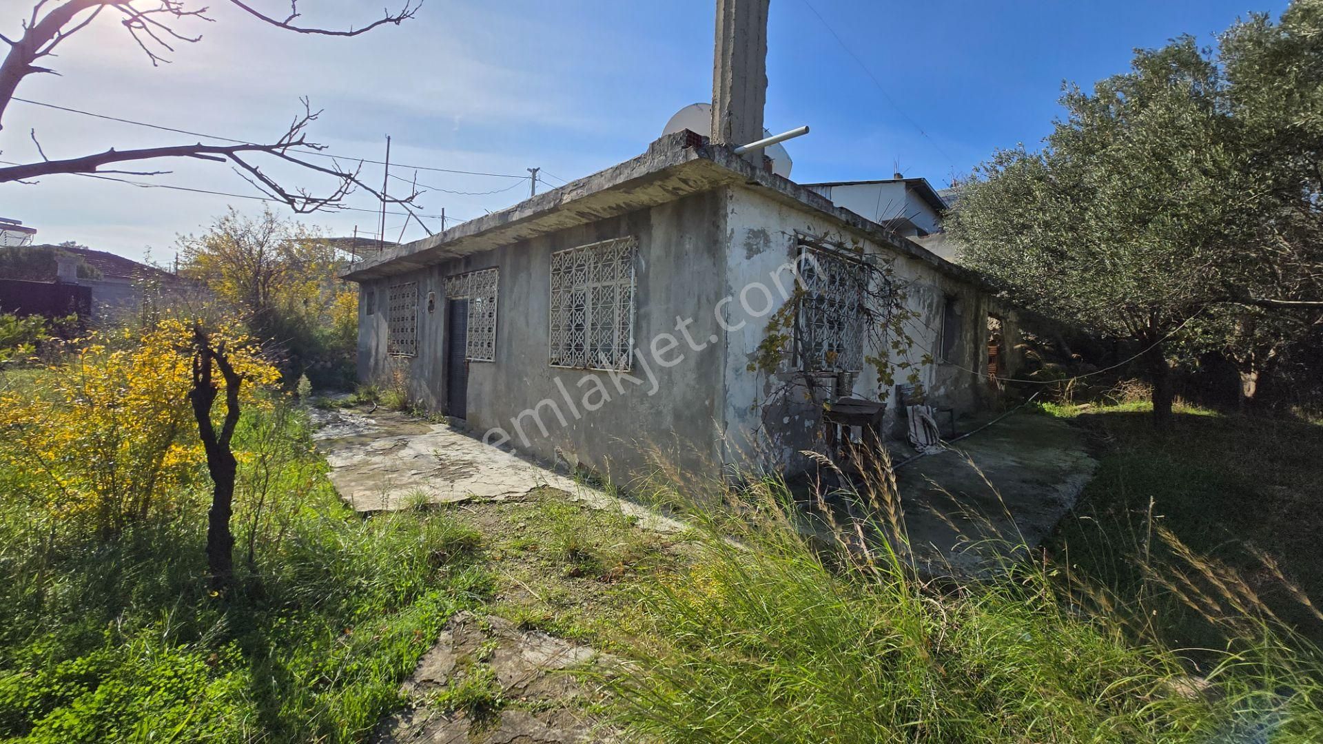 Menderes Görece Ata Mah. 1028 M² Arsa İçinde 100 M² +70 M² Yapılı Kullanımlı Resmi Numaratajlı Mülk - Görsel 22