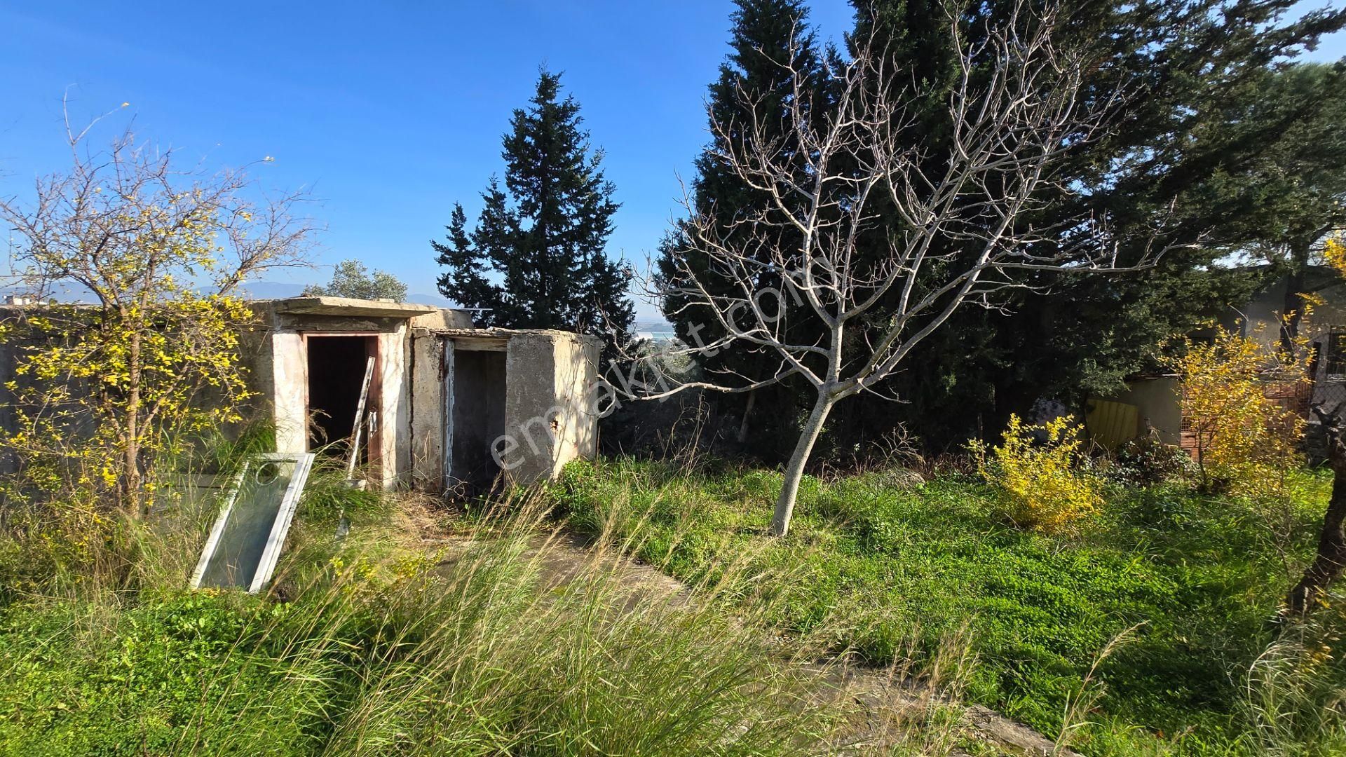 Menderes Görece Ata Mah. 1028 M² Arsa İçinde 100 M² +70 M² Yapılı Kullanımlı Resmi Numaratajlı Mülk - Görsel 19