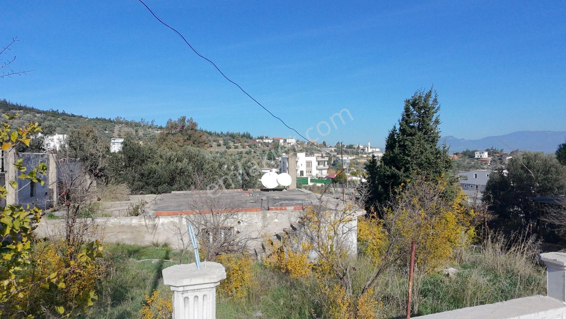 Menderes Görece Ata Mah. 1028 M² Arsa İçinde 100 M² +70 M² Yapılı Kullanımlı Resmi Numaratajlı Mülk - Görsel 13