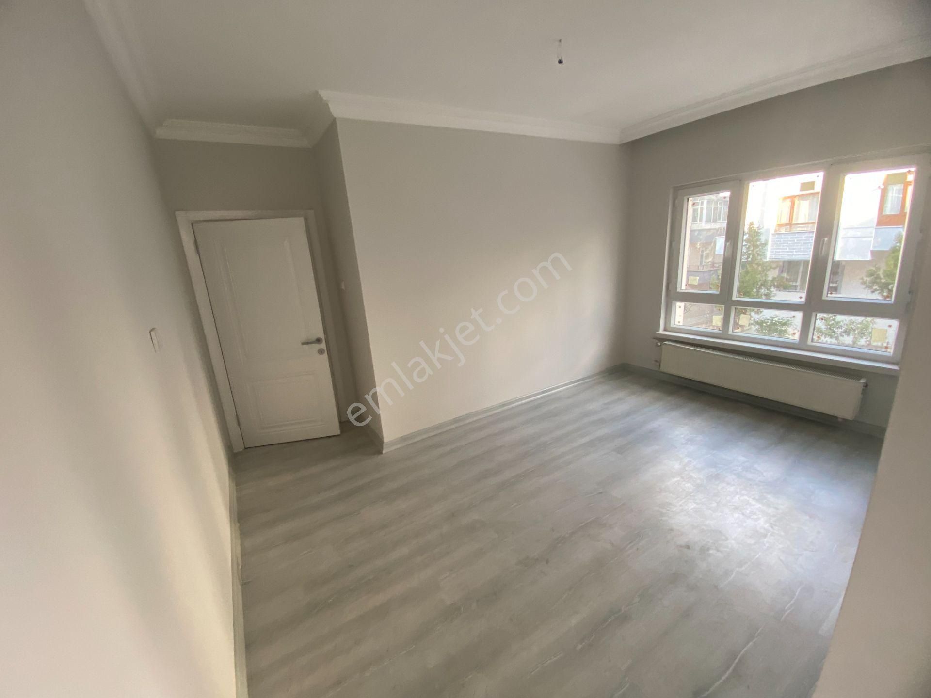 Salı Pazarına Yakın Ara Katta Ön Cephe Full+full 3+1 Daire - Görsel 29