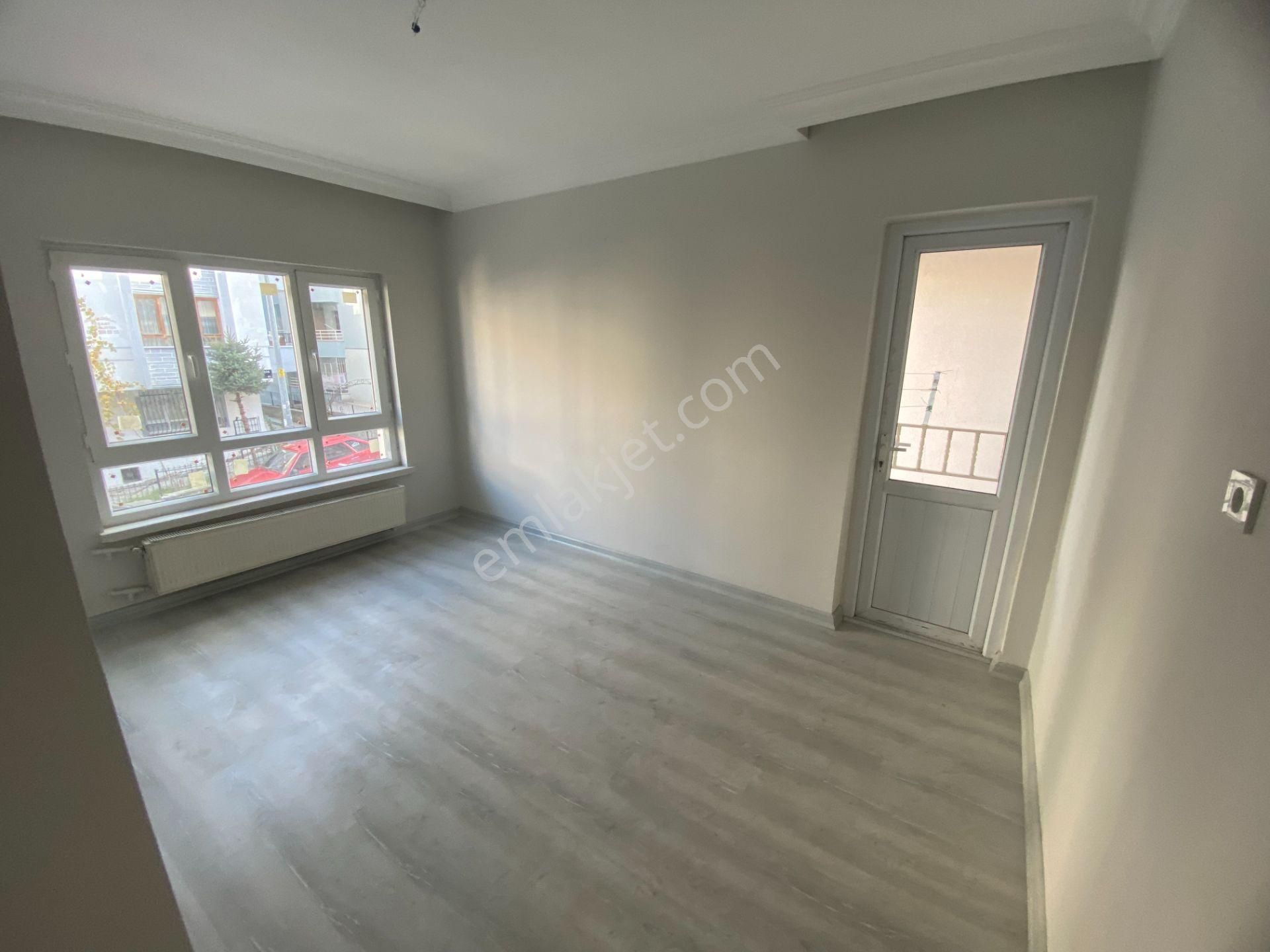 Salı Pazarına Yakın Ara Katta Ön Cephe Full+full 3+1 Daire - Görsel 24