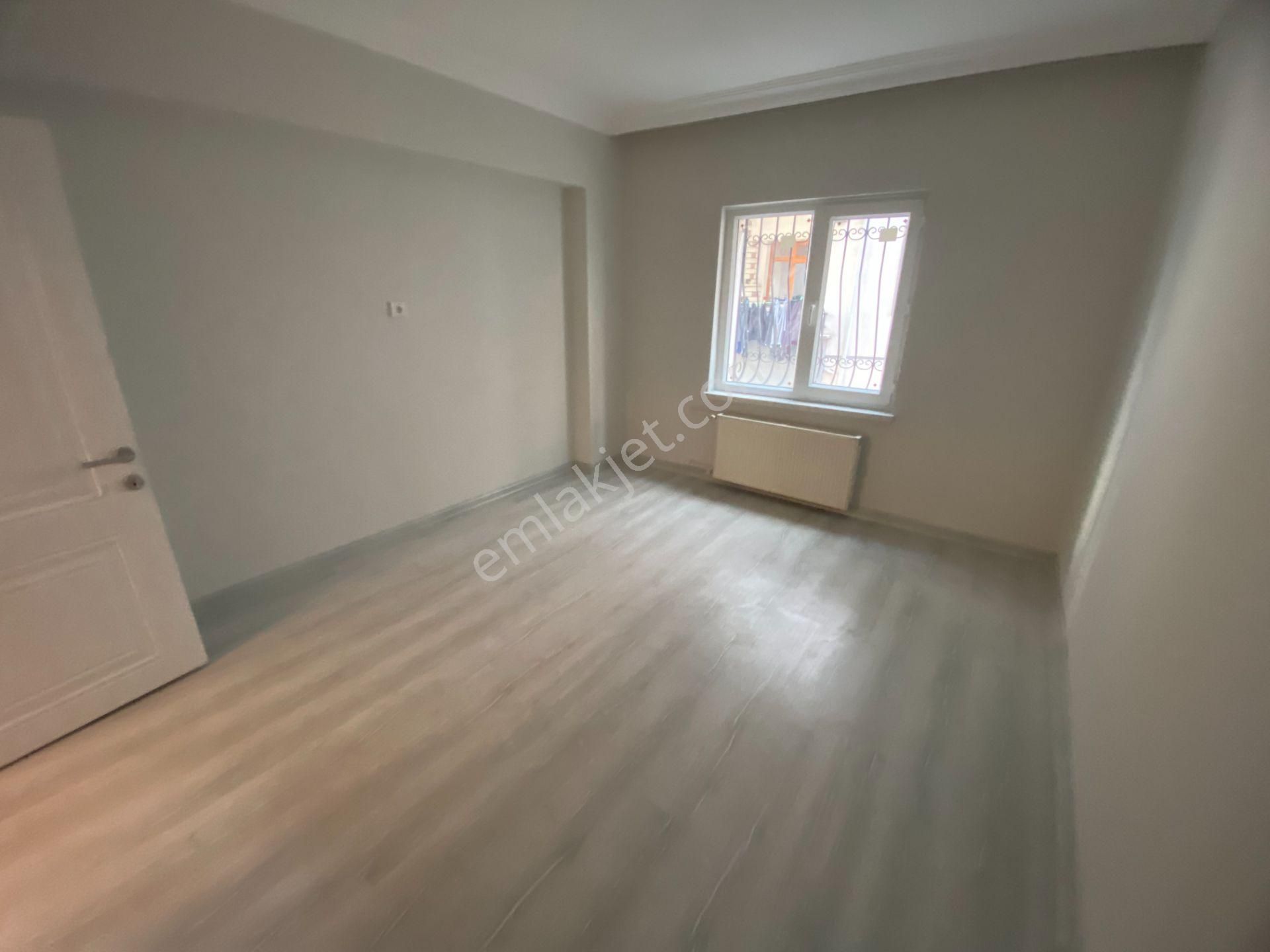 Salı Pazarına Yakın Ara Katta Ön Cephe Full+full 3+1 Daire - Görsel 14