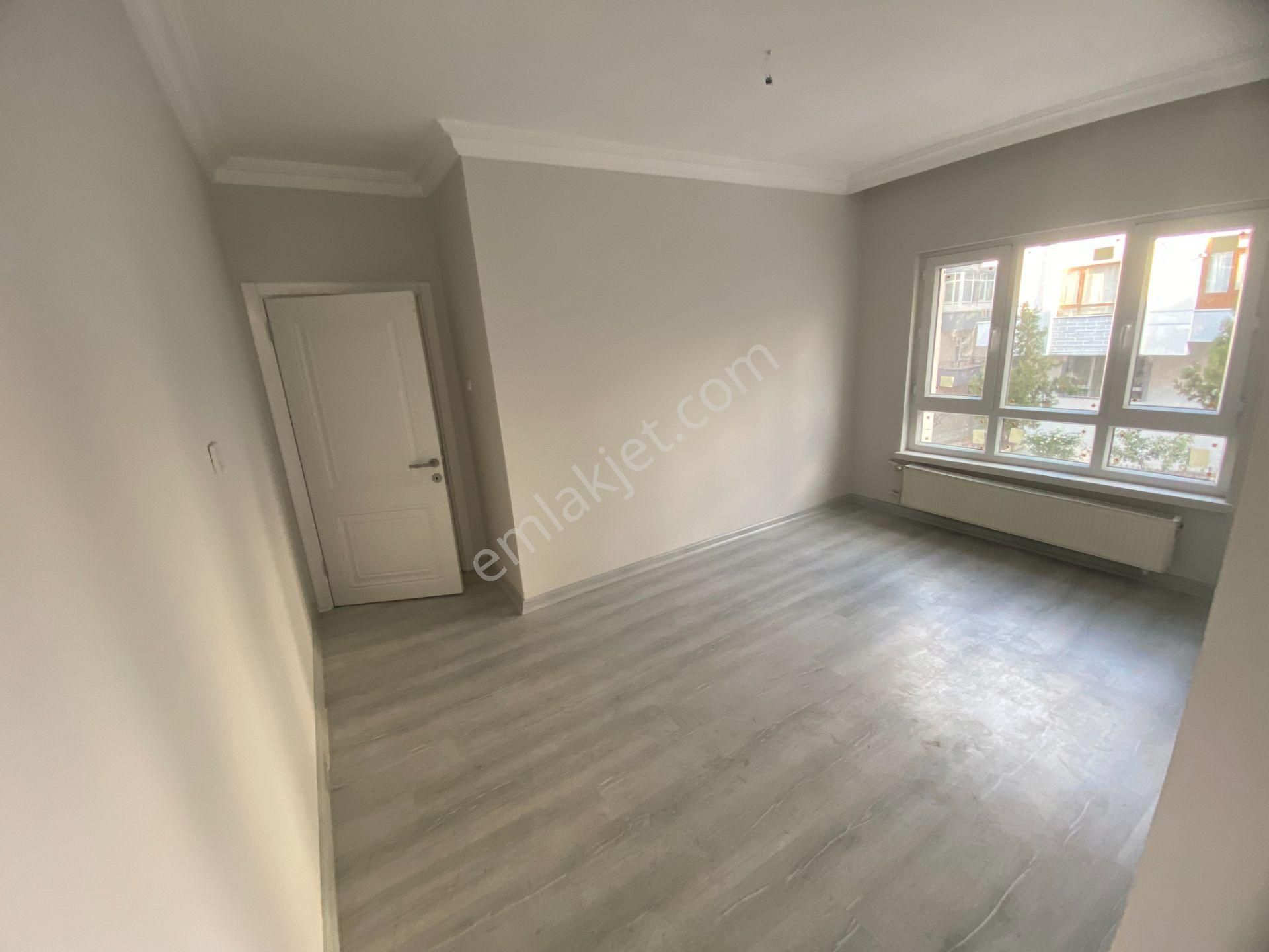 Salı Pazarına Yakın Ara Katta Ön Cephe Full+full 3+1 Daire - Görsel 17