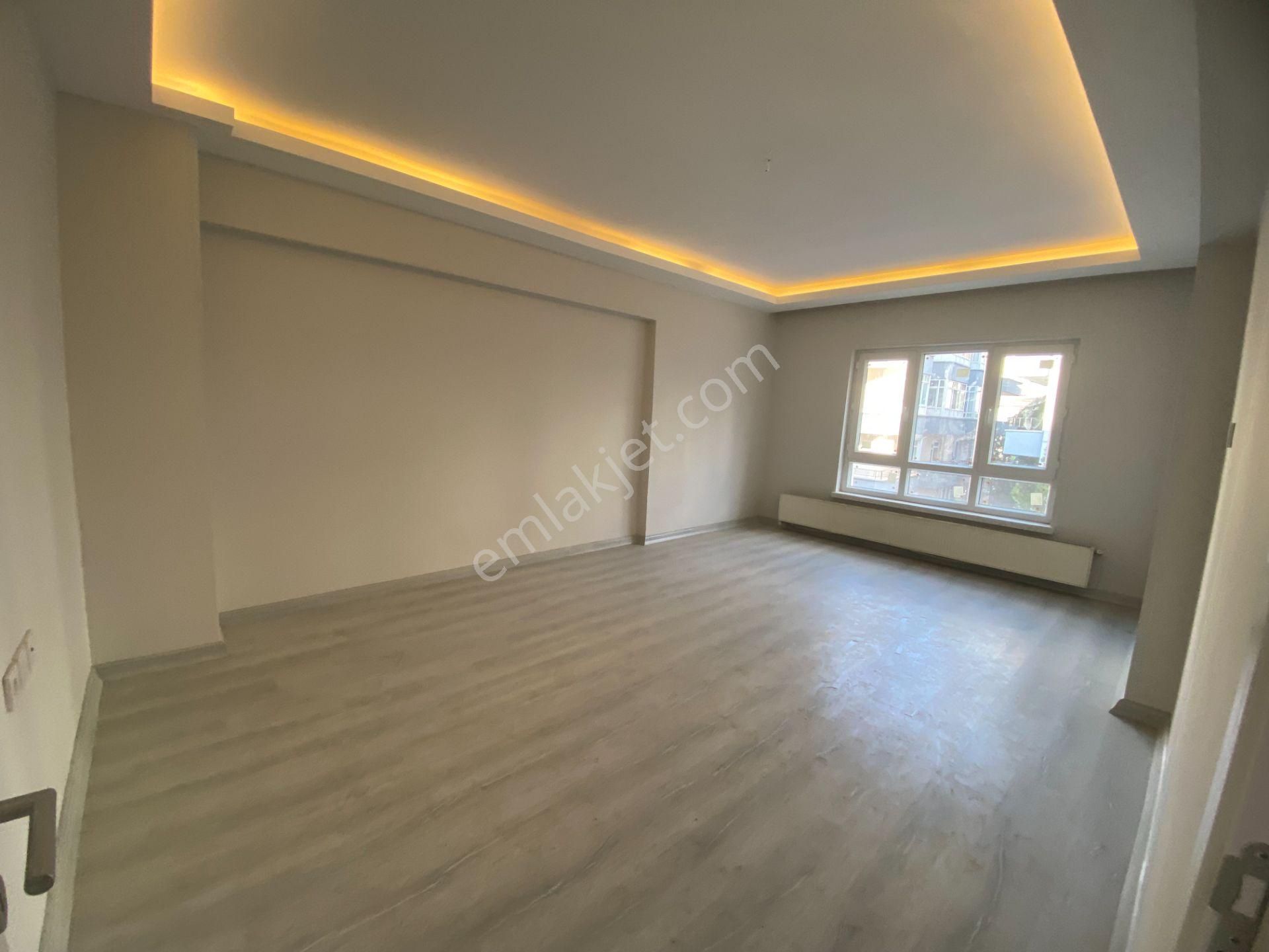 Salı Pazarına Yakın Ara Katta Ön Cephe Full+full 3+1 Daire - Görsel 8