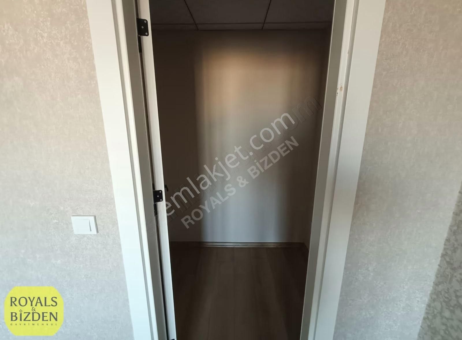 Selçuklu Selahaddin Eyyubi Ahmet Yesevi Caddesi Yakını 3+1 Daire - Görsel 34