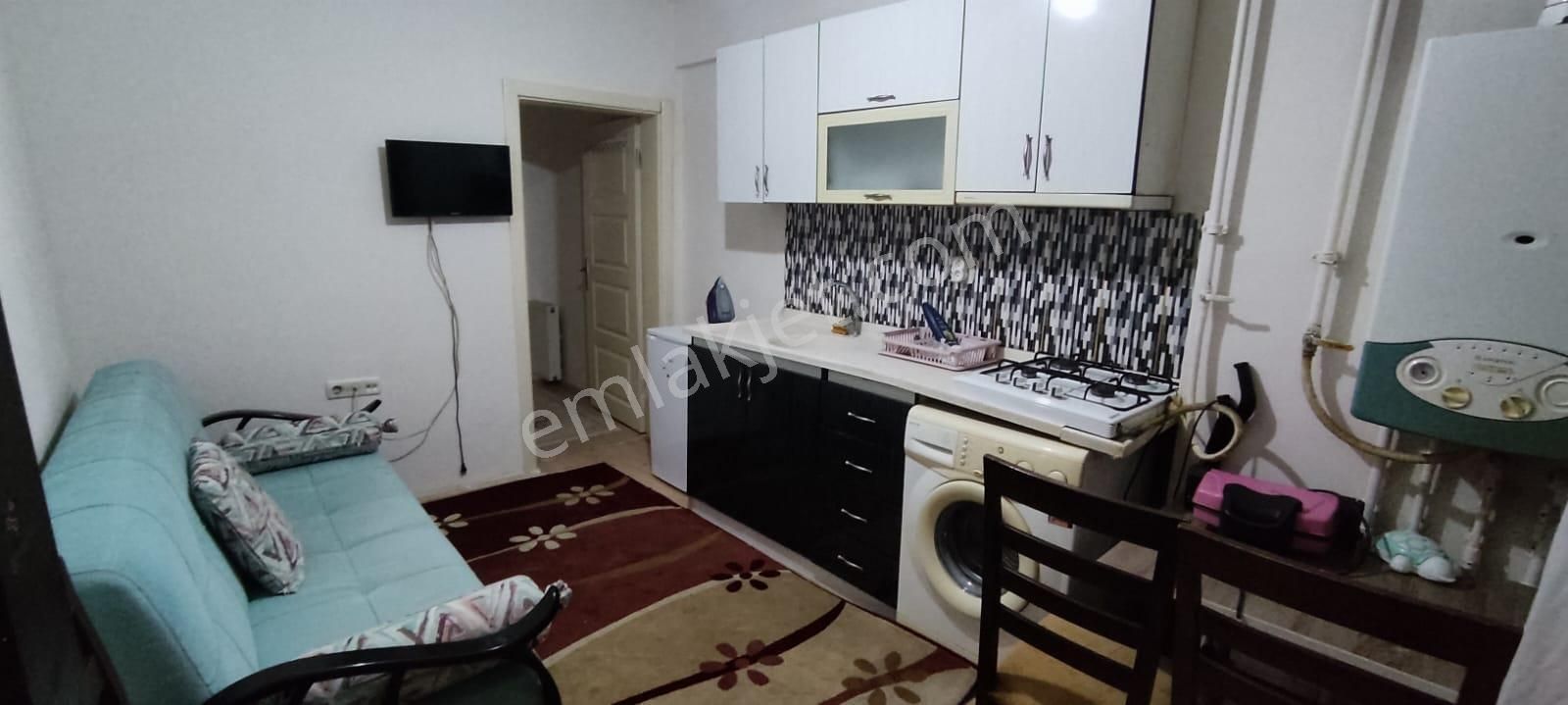 Deniz Yiğit Emlak'tan Maltepe Mahallesinde Kiralık Eşyalı 1+1 Daire