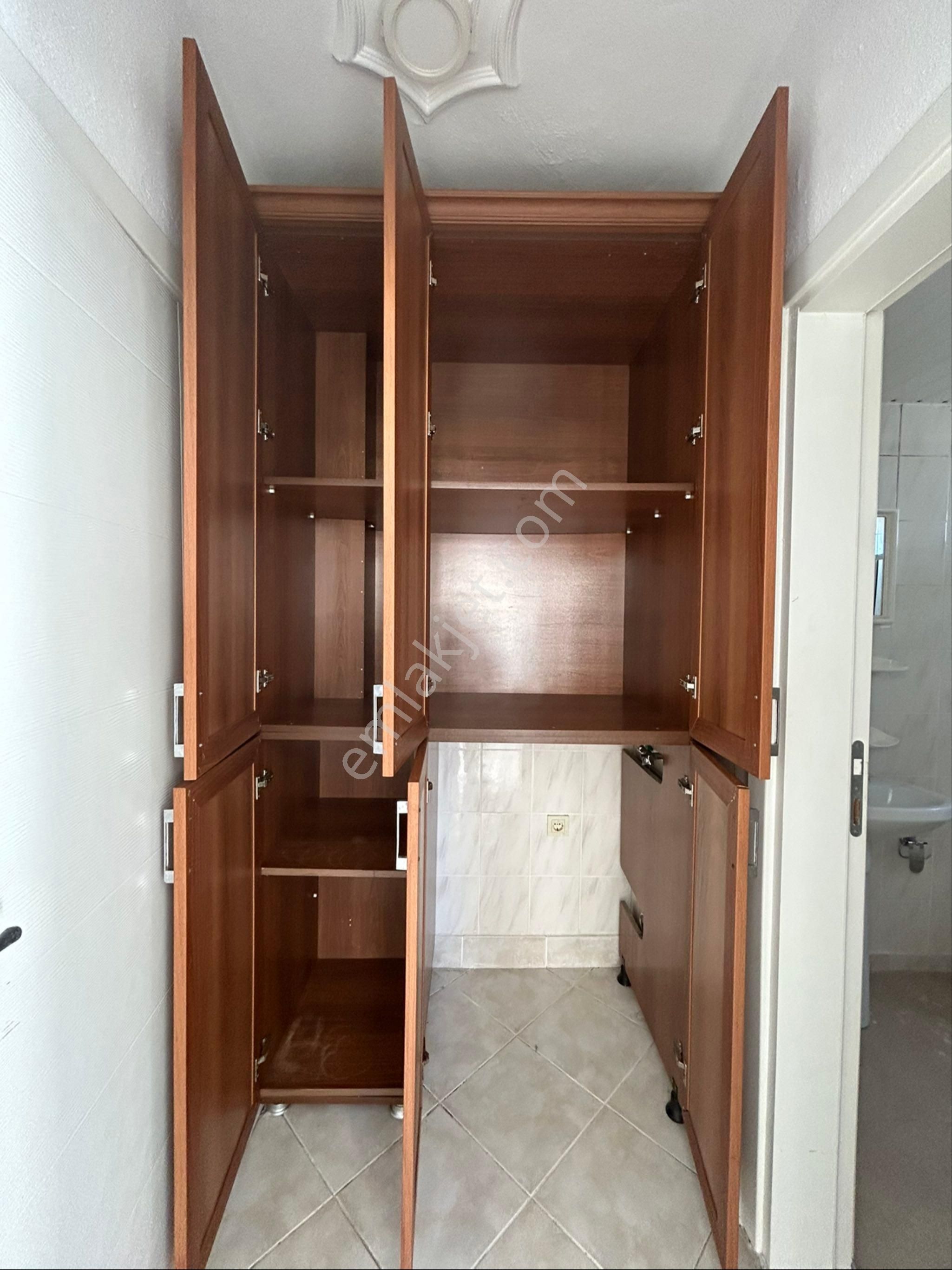 Mimar Sinan Mahallesi’nde Uzaktan Deniz Manzaralı 3+1 Kiralık Daire - Görsel 18