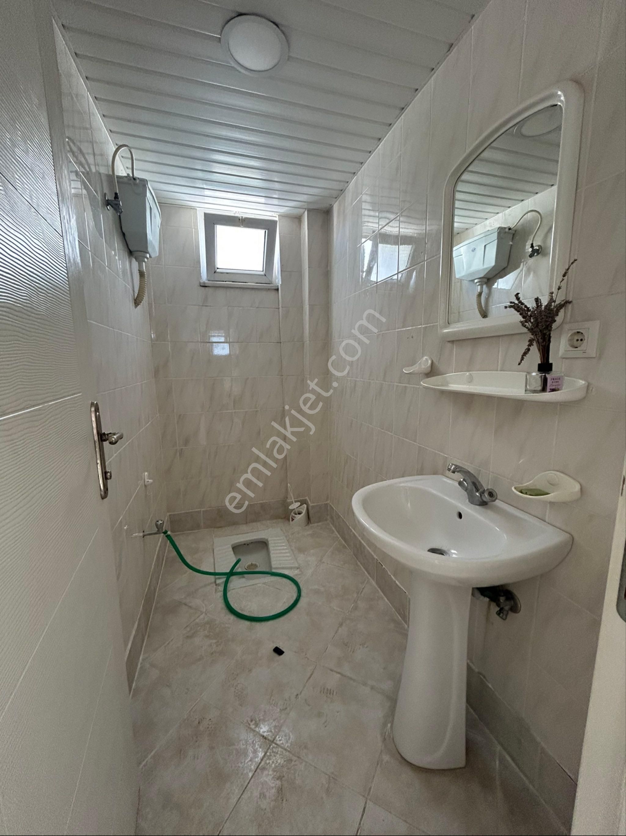 Mimar Sinan Mahallesi’nde Uzaktan Deniz Manzaralı 3+1 Kiralık Daire - Görsel 8