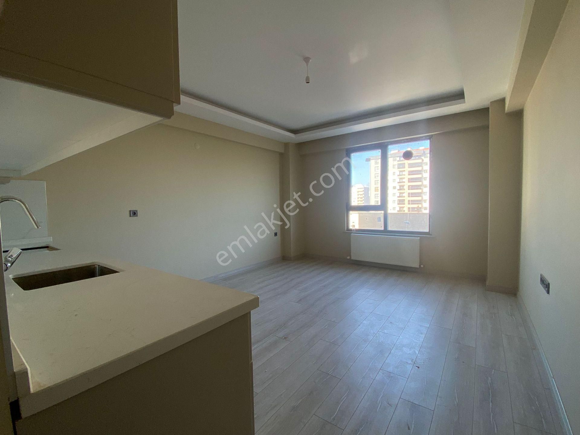 Çanakkale Merkez Karacaörende Satılık Geniş Teraslı 1+1 Daire! - Görsel 6