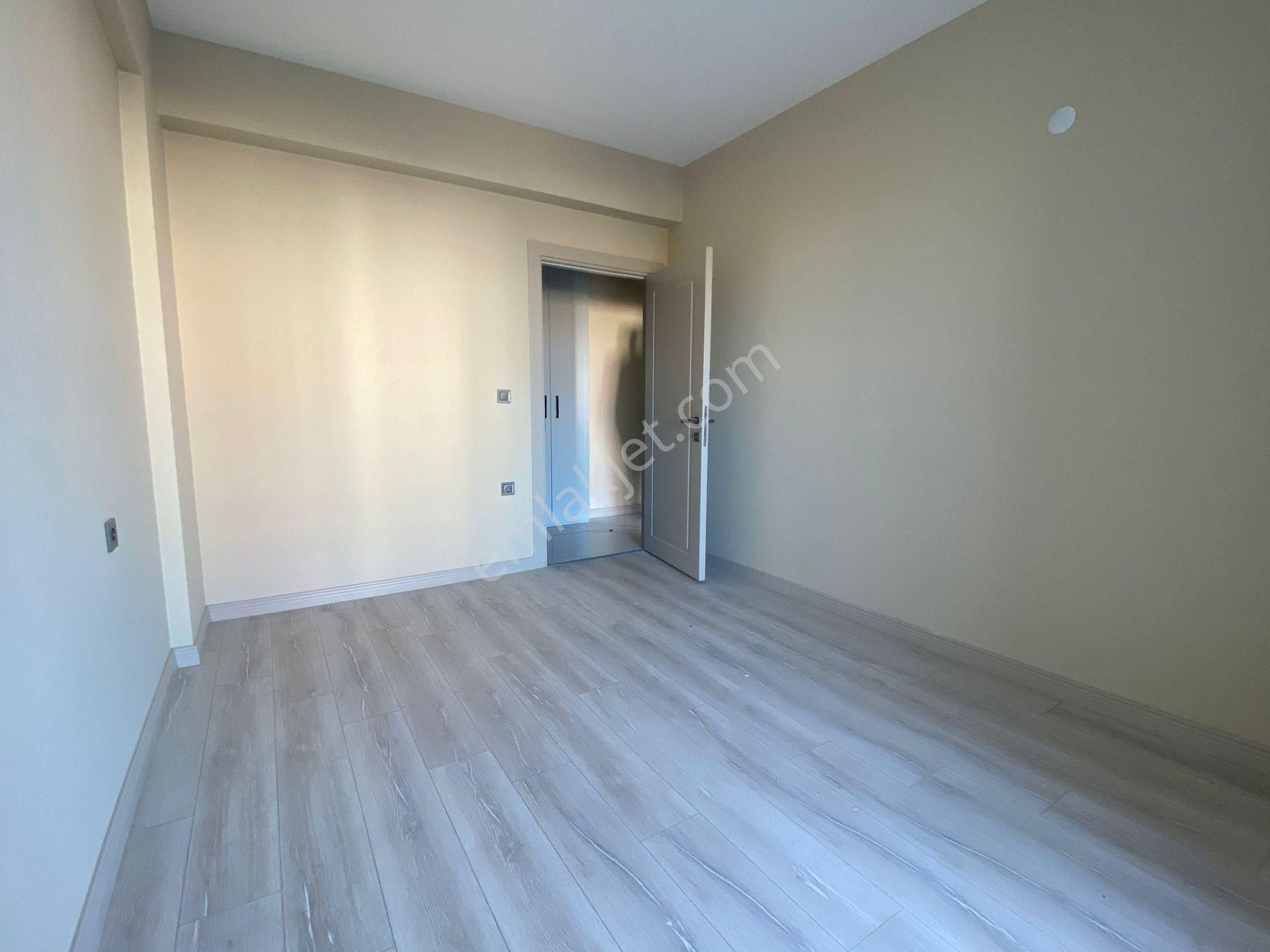 Çanakkale Merkez Karacaörende Satılık Geniş Teraslı 1+1 Daire! - Görsel 4