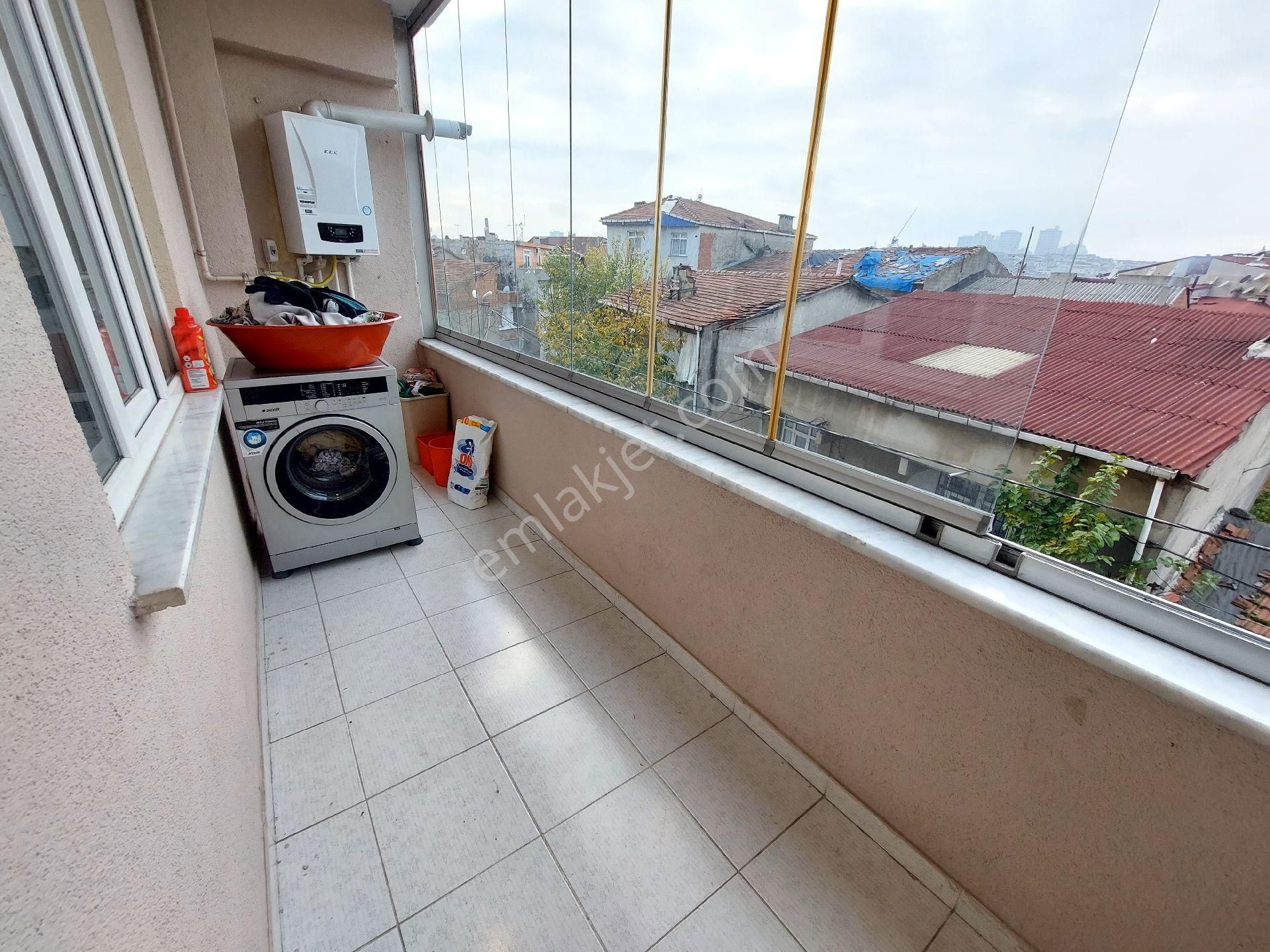 Gaziosmanpaşa Karayolları De Acil Satılık Daire Birinci Kat Balkonlu 2+1 100m2 - Görsel 16