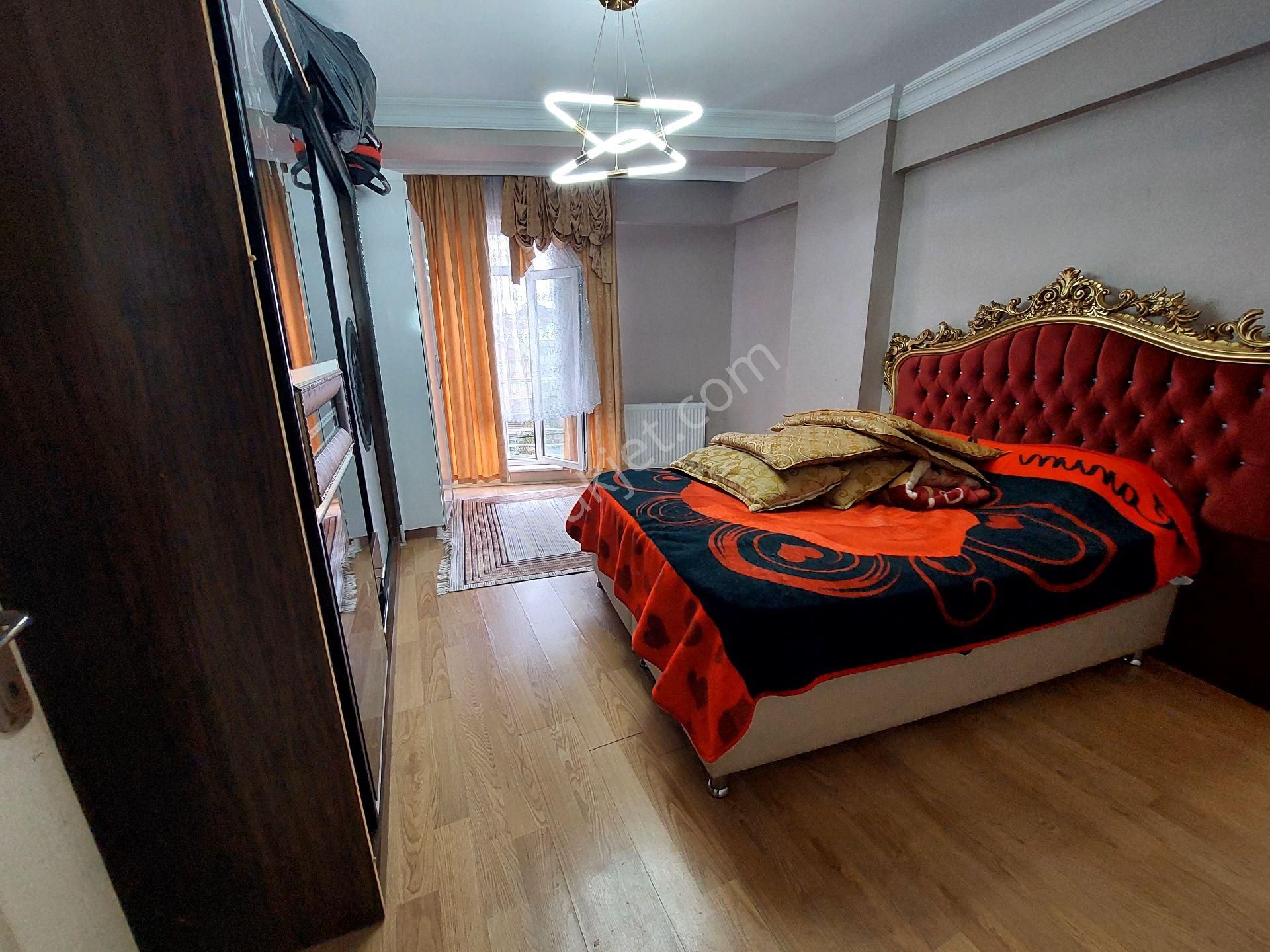 Gaziosmanpaşa Karayolları De Acil Satılık Daire Birinci Kat Balkonlu 2+1 100m2 - Görsel 5