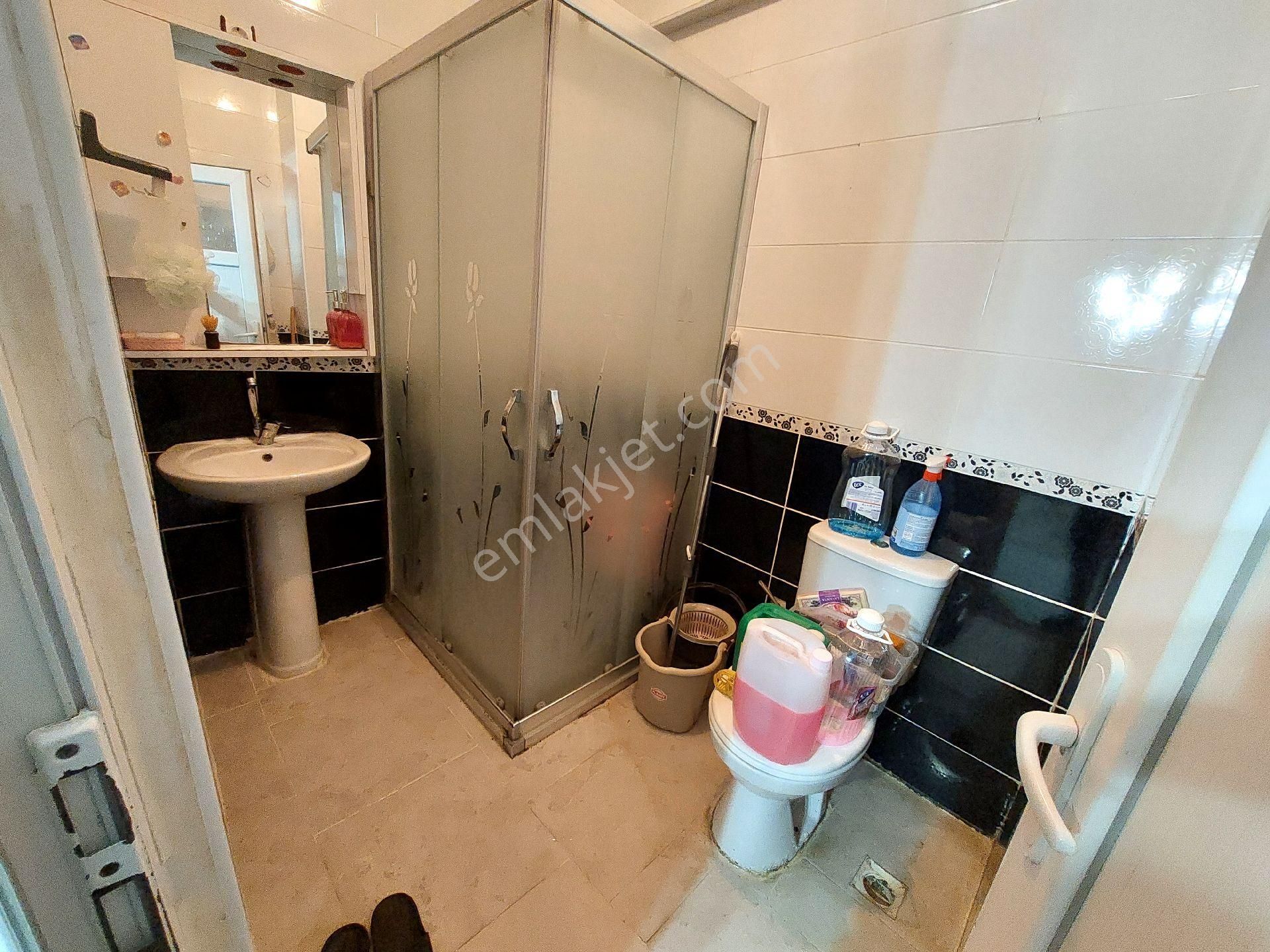 Gaziosmanpaşa Karayolları De Acil Satılık Daire Birinci Kat Balkonlu 2+1 100m2 - Görsel 21