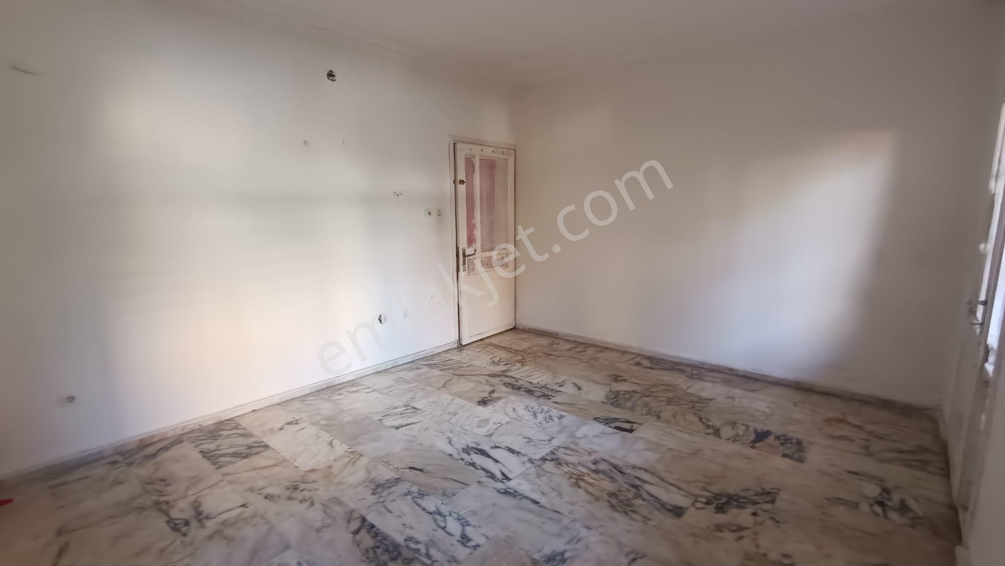 Gazipaşa Mahallesi Özen Köprüsü Civarı Müstakil 3+1 Geniş Daire - Görsel 18