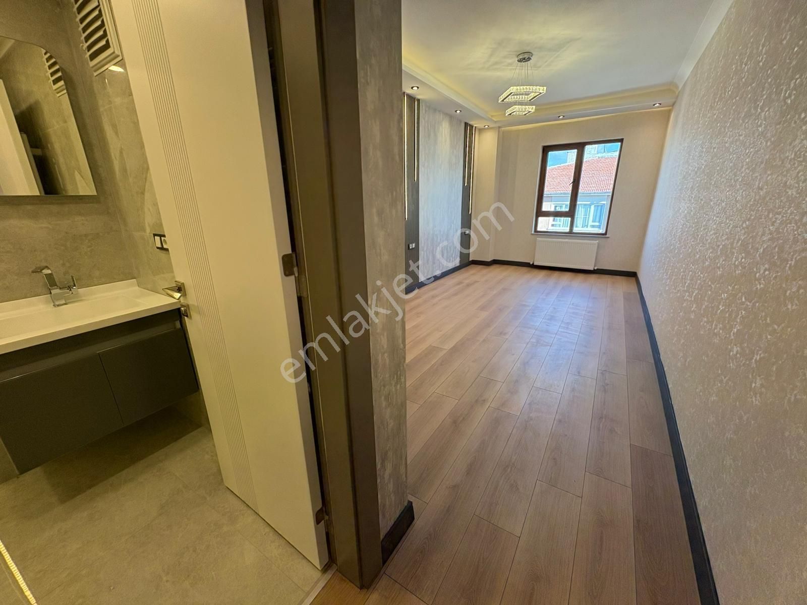 Hakim Evi Yakını 3+1+2bany Geniş Metrj Ultra Lüks Orjinal Bağmsz - Görsel 6