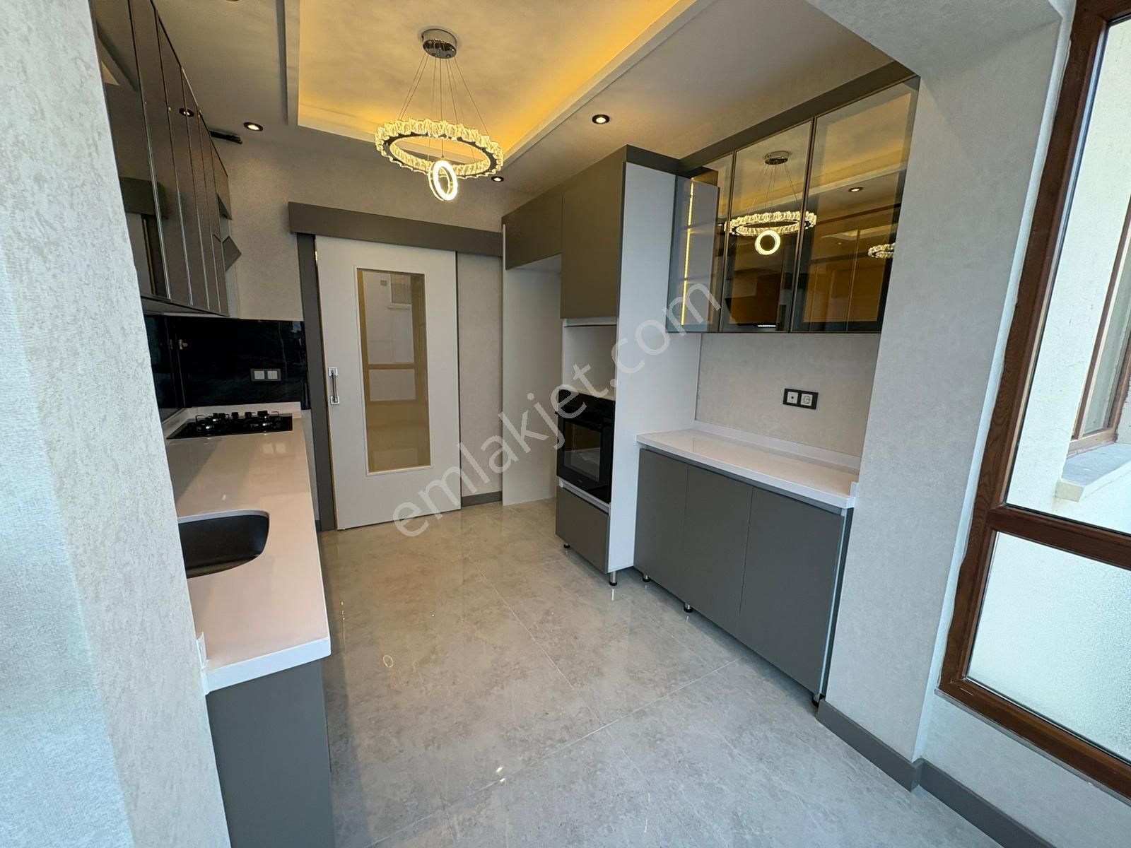 Hakim Evi Yakını 3+1+2bany Geniş Metrj Ultra Lüks Orjinal Bağmsz - Görsel 20