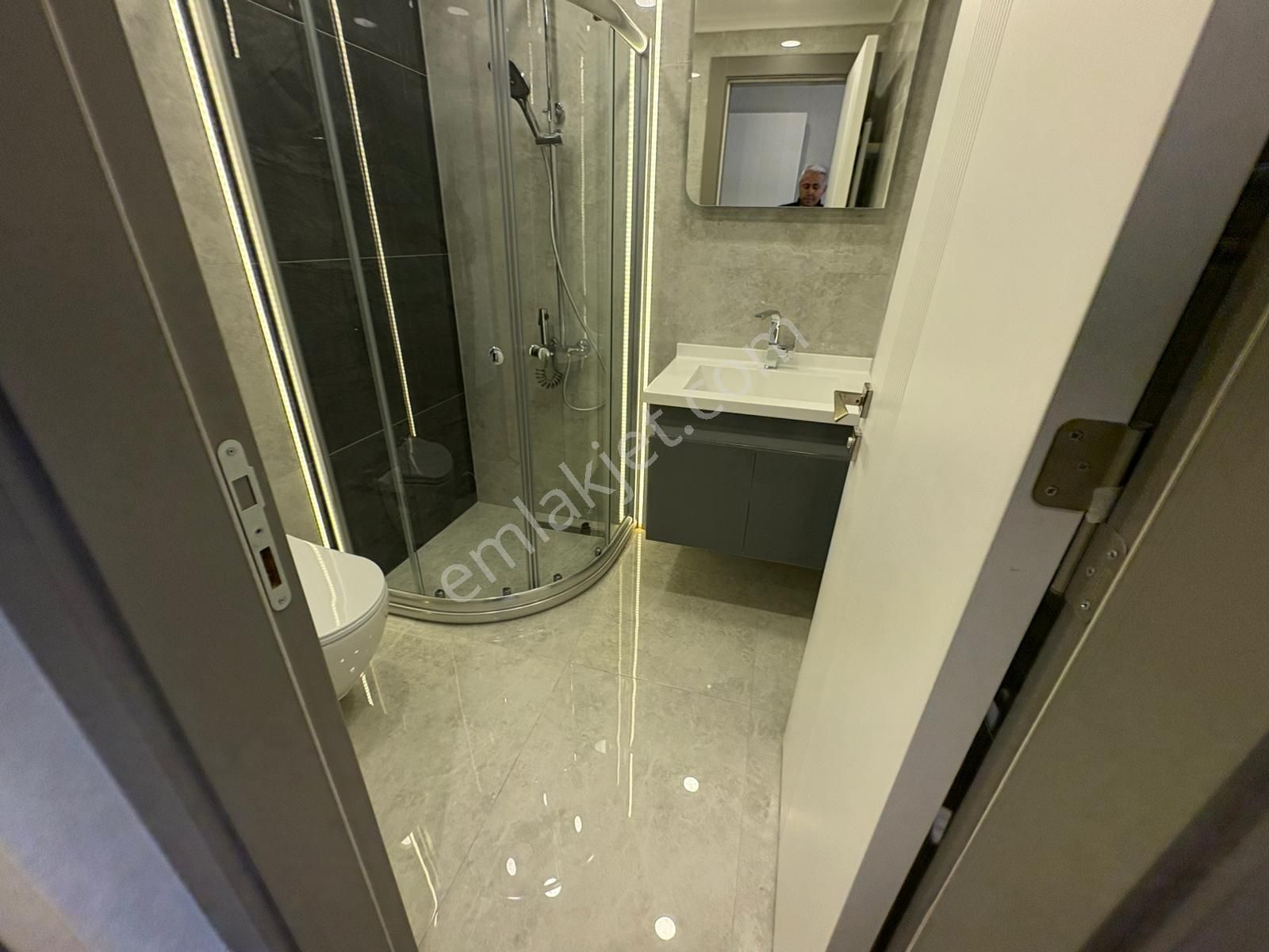 Hakim Evi Yakını 3+1+2bany Geniş Metrj Ultra Lüks Orjinal Bağmsz - Görsel 4