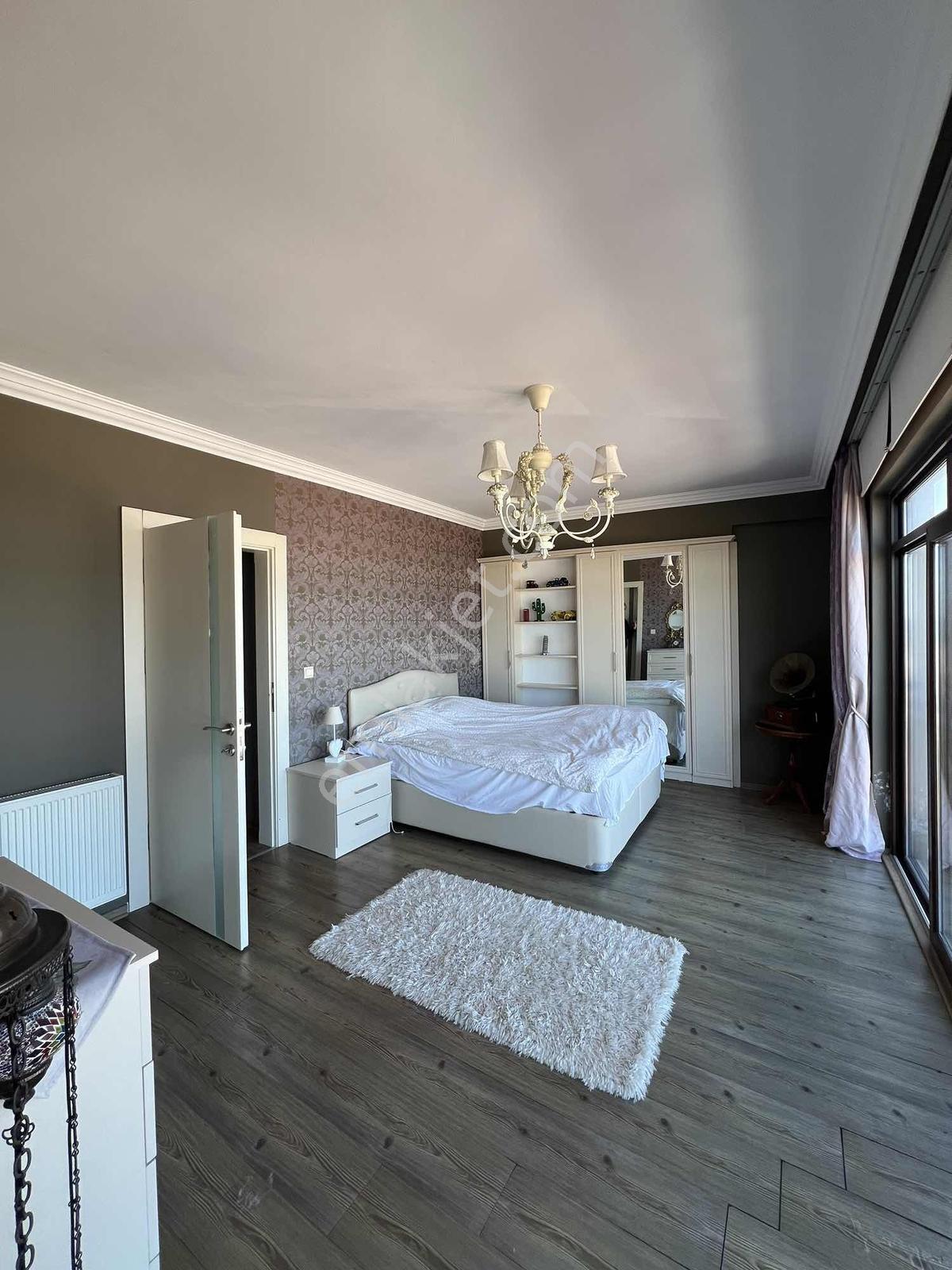 İncesu Ana Yola Çok Yakın Deniz Manzaralı Villa - Görsel 22