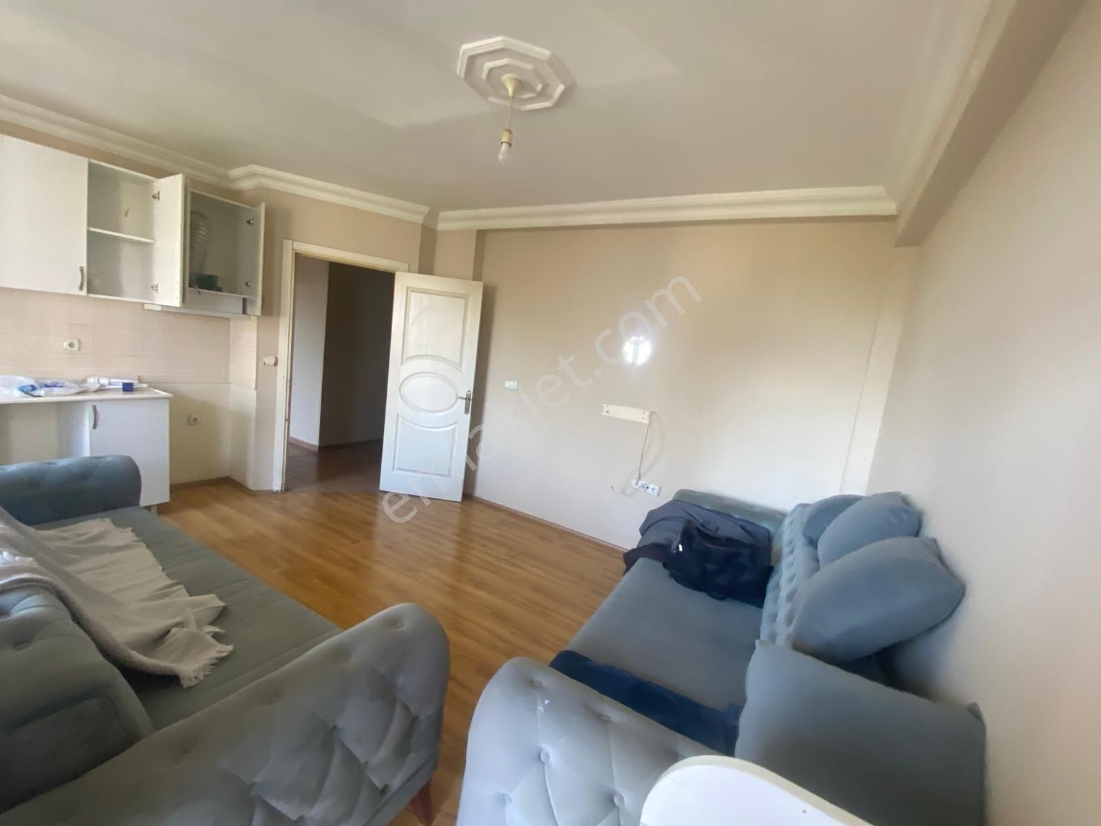 Gündoğdu Mahallesinde Kullanışlı 2+1 Daire Tramvay Yakını - Görsel 8