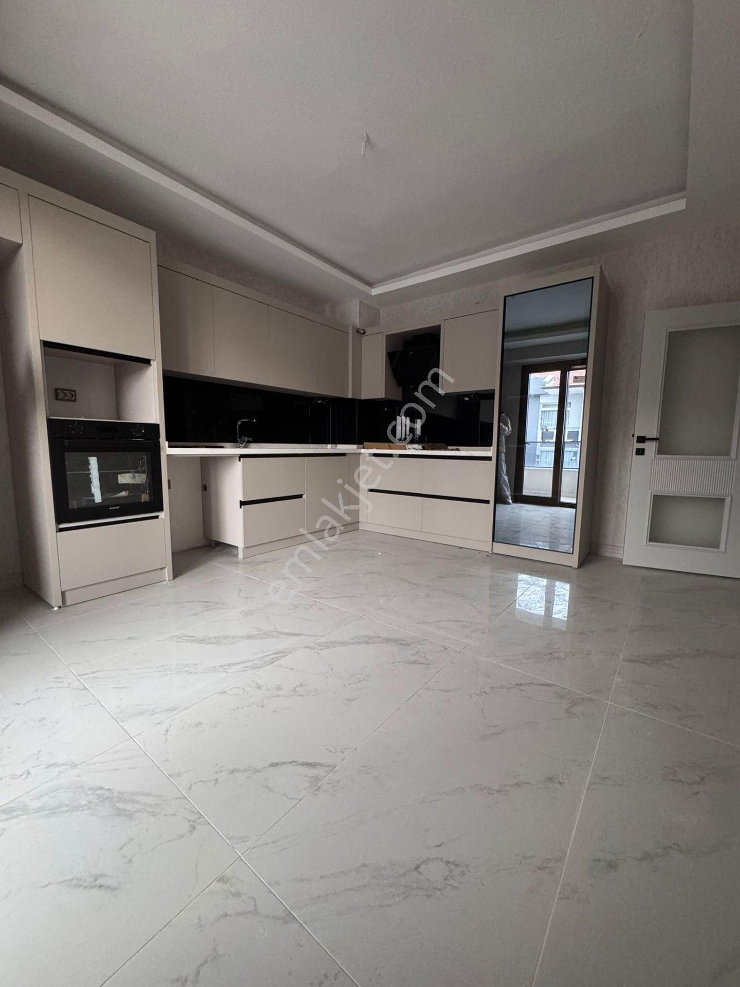 Melsa Başoda'dan Mehmet Akif Mah. Satılık Lüks 4+1 Daire