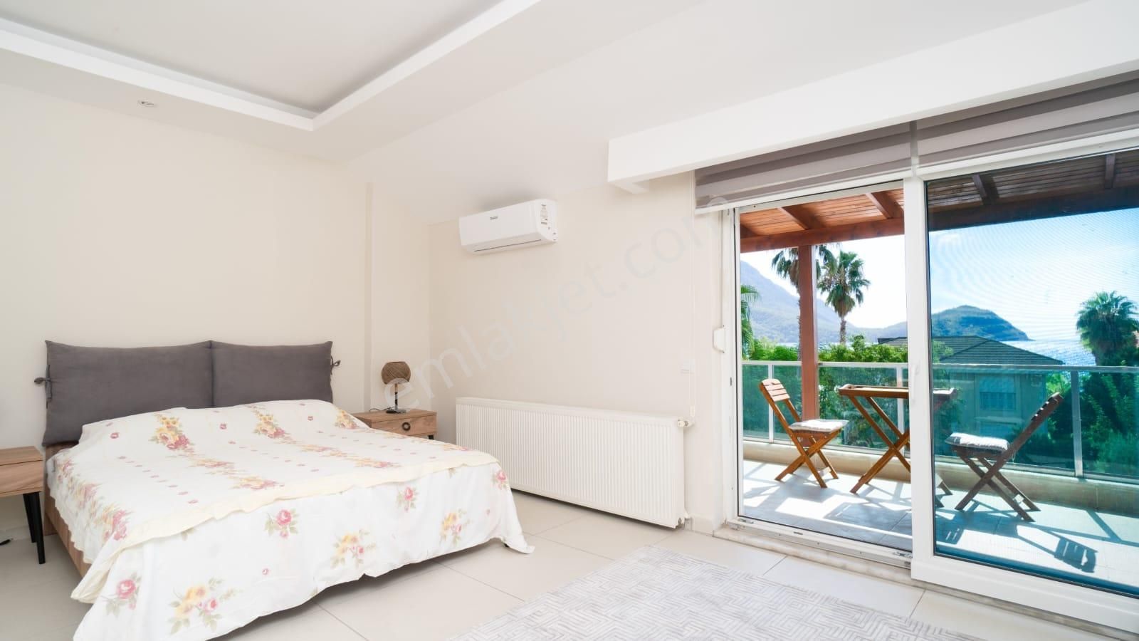 Kumluca Mavikent Karaöz Denize Sıfır Site İçinde Satılık Villa - Görsel 10