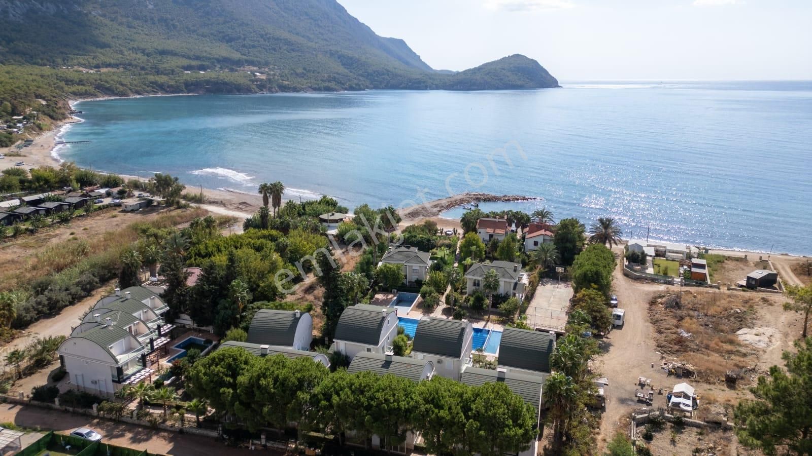 Kumluca Mavikent Karaöz Denize Sıfır Site İçinde Satılık Villa - Görsel 32