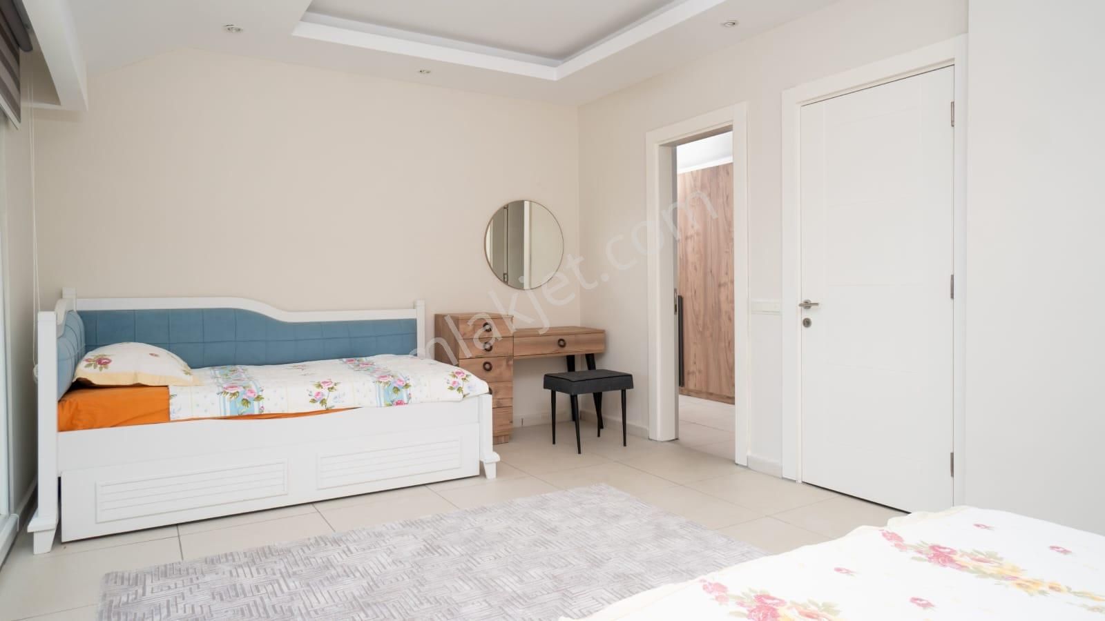 Kumluca Mavikent Karaöz Denize Sıfır Site İçinde Satılık Villa - Görsel 20