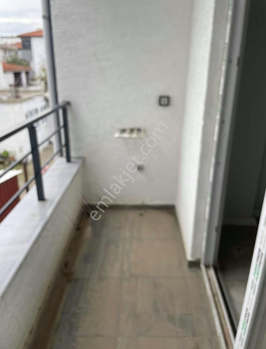 Gömeç Neşe Emlak Tan Yaya Mahlesin De Satılık Daire - Görsel 3