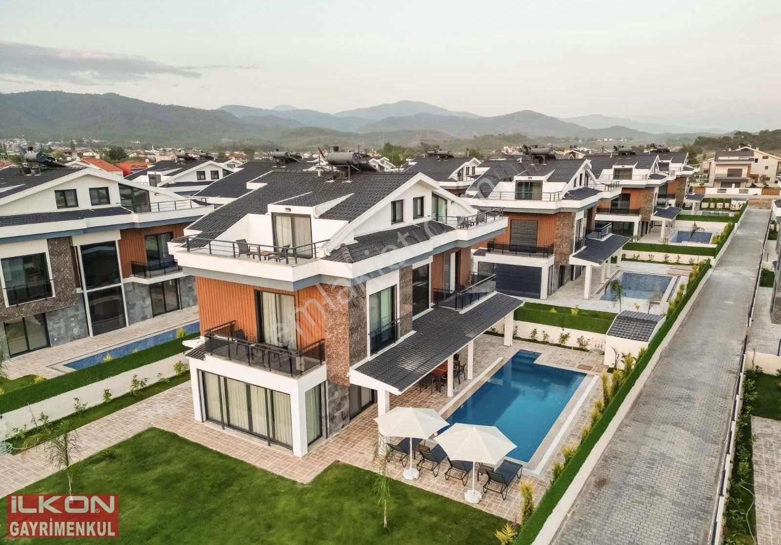 Fethiye Çalış'a 300 M, İlkon'dan Kiralık Lüks Villa - Görsel 26