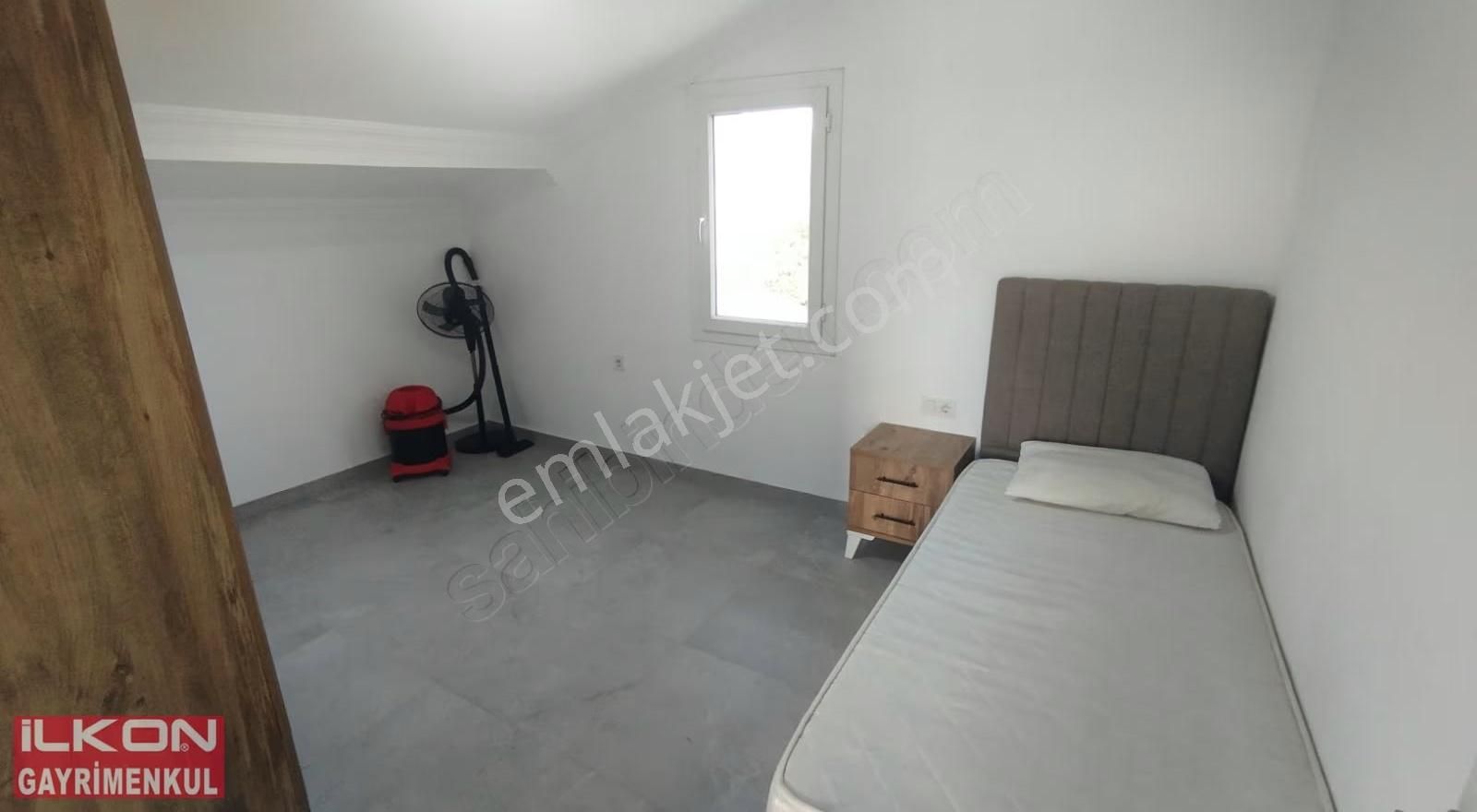 İlkon'dan Foça'da Bulvarüstü Kiralık 3+1 Eşyalı Daire - Görsel 11