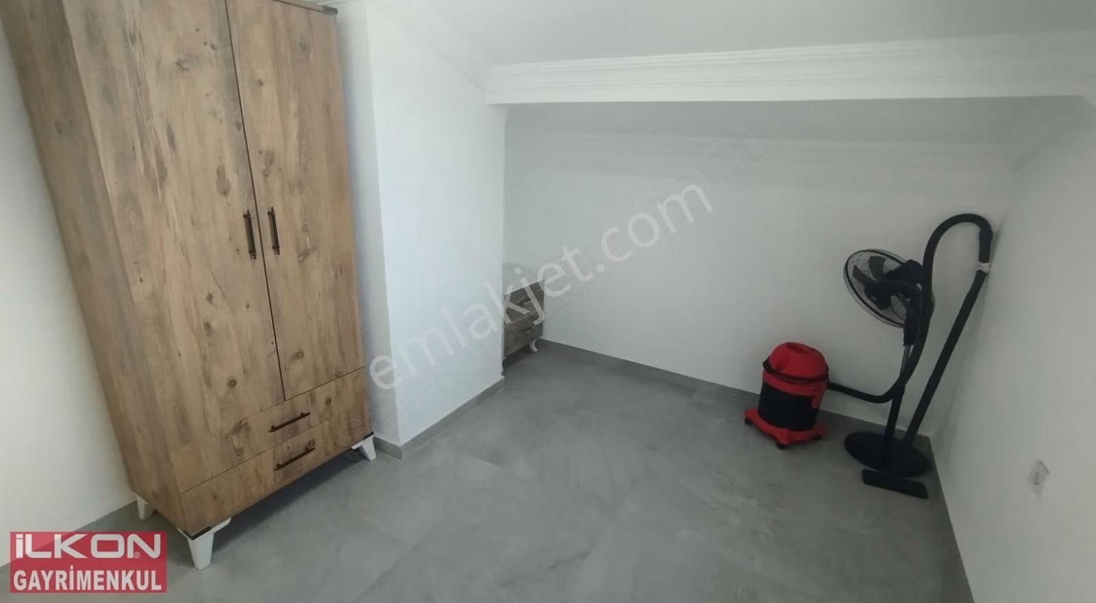 İlkon'dan Foça'da Bulvarüstü Kiralık 3+1 Eşyalı Daire - Görsel 25