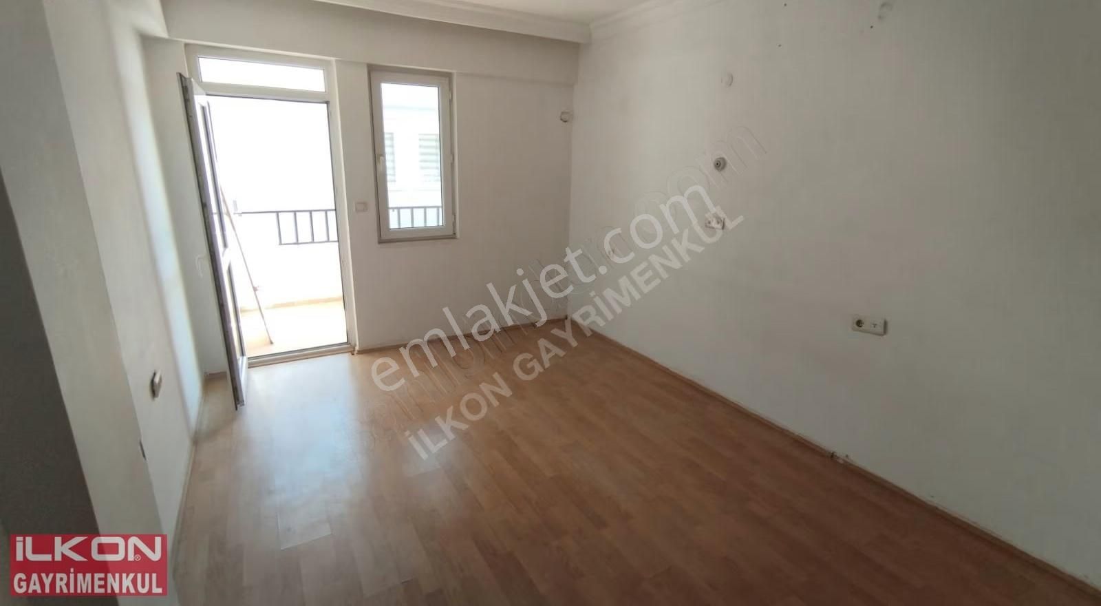 İlkon'dan Foça'da Havuzlu Sitede Satılık 3+1 Çatı Dubleks Daire - Görsel 8