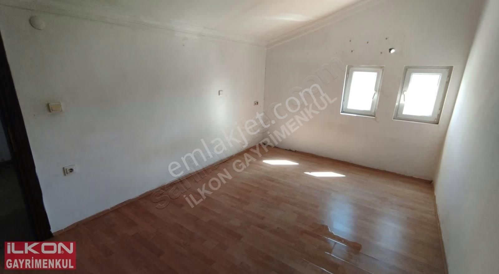 İlkon'dan Foça'da Havuzlu Sitede Satılık 3+1 Çatı Dubleks Daire - Görsel 28