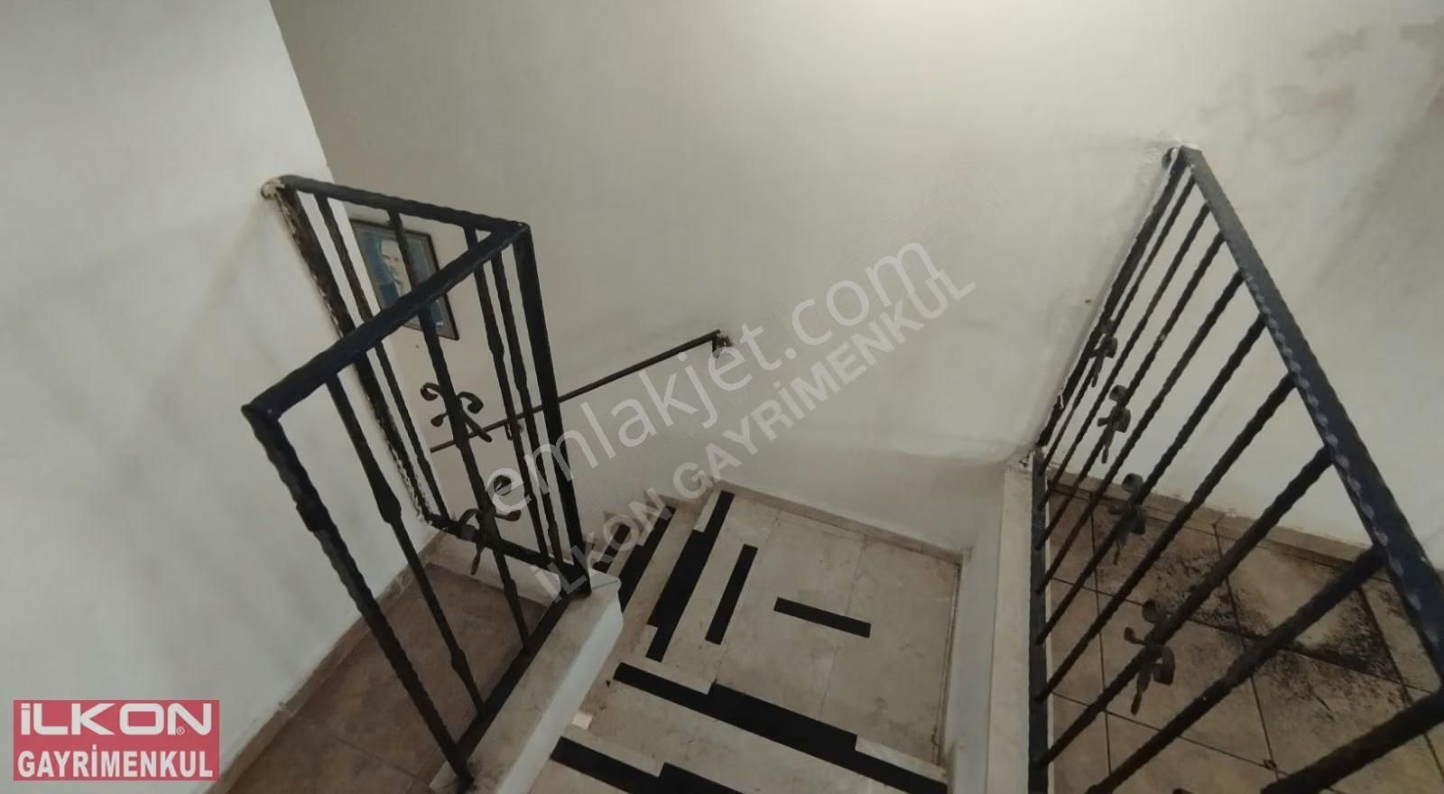 İlkon'dan Foça'da Havuzlu Sitede Satılık 3+1 Çatı Dubleks Daire - Görsel 16
