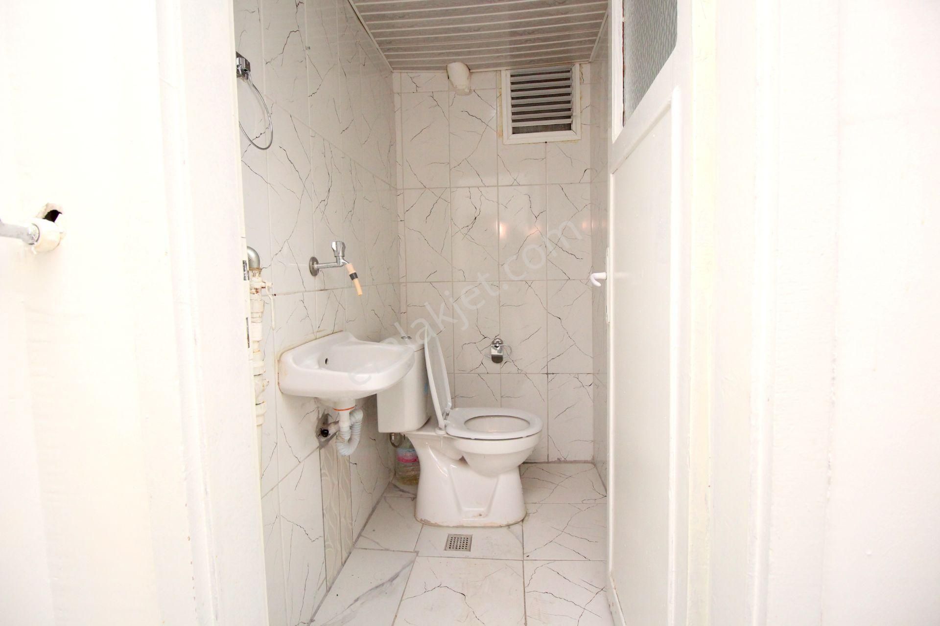 Emre Emlaktan Mareşal Çakmakta Yapılı Oturuma Hazır Masrafsız **boş** Satılık 3+1 Daire - Görsel 18