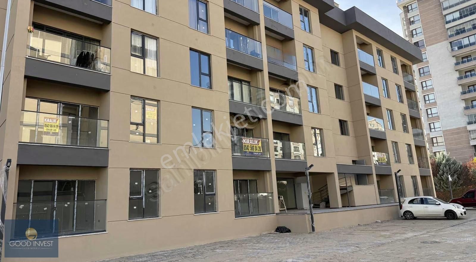 Meydan Çakırlar'da Ara Kat Kiralık 1+1 Daire