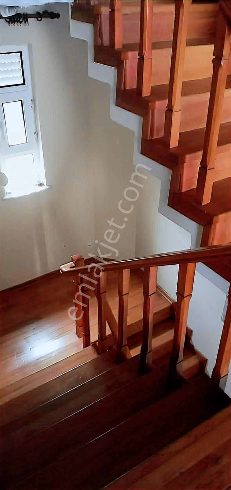 Büyükçekmece'de 6+1 Triblex Villa Deniz Manzaralı Havuzlu Site - Görsel 17