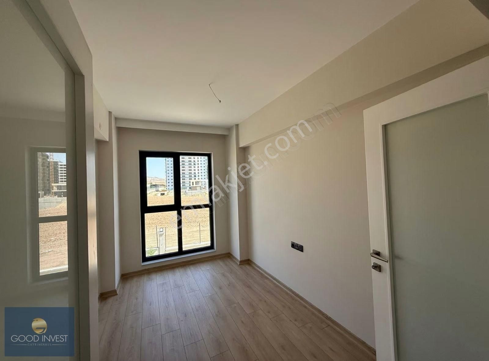 Cumhuriyet Mahallesinde Taşkent Safir De Kiralık 4+1 - Görsel 19