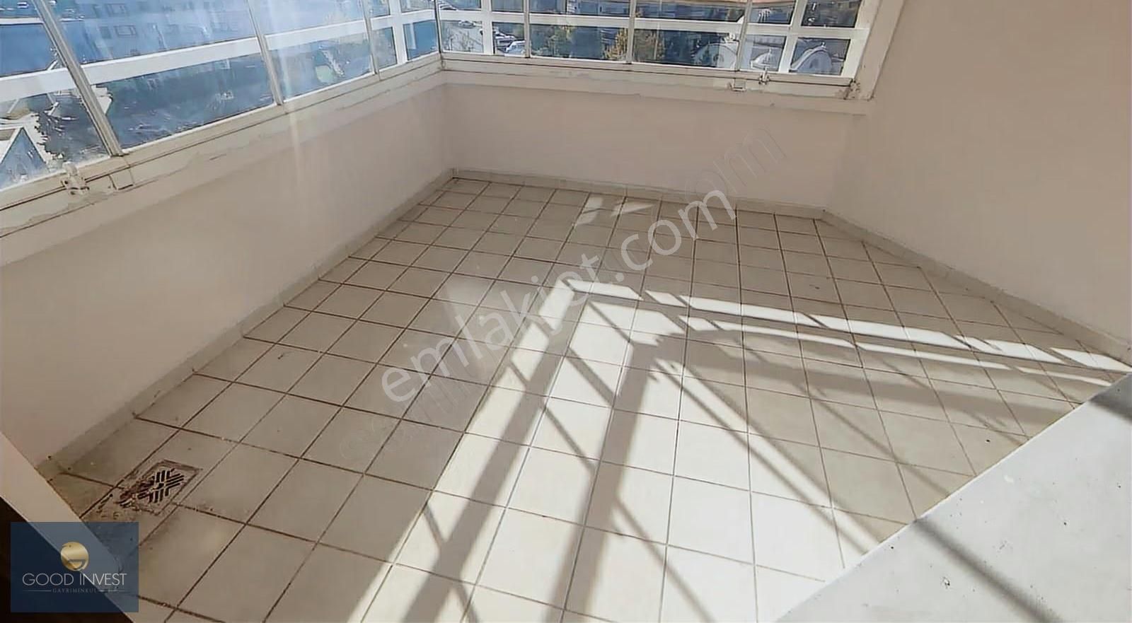 Çukurambar Marketler Bölgesinde Kiralık Oturma Hazır 4+1 Daire - Görsel 30