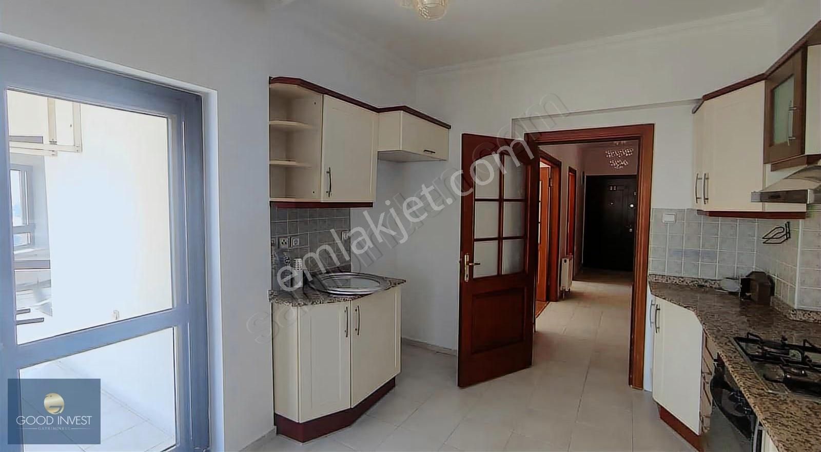 Çukurambar Marketler Bölgesinde Kiralık Oturma Hazır 4+1 Daire - Görsel 2