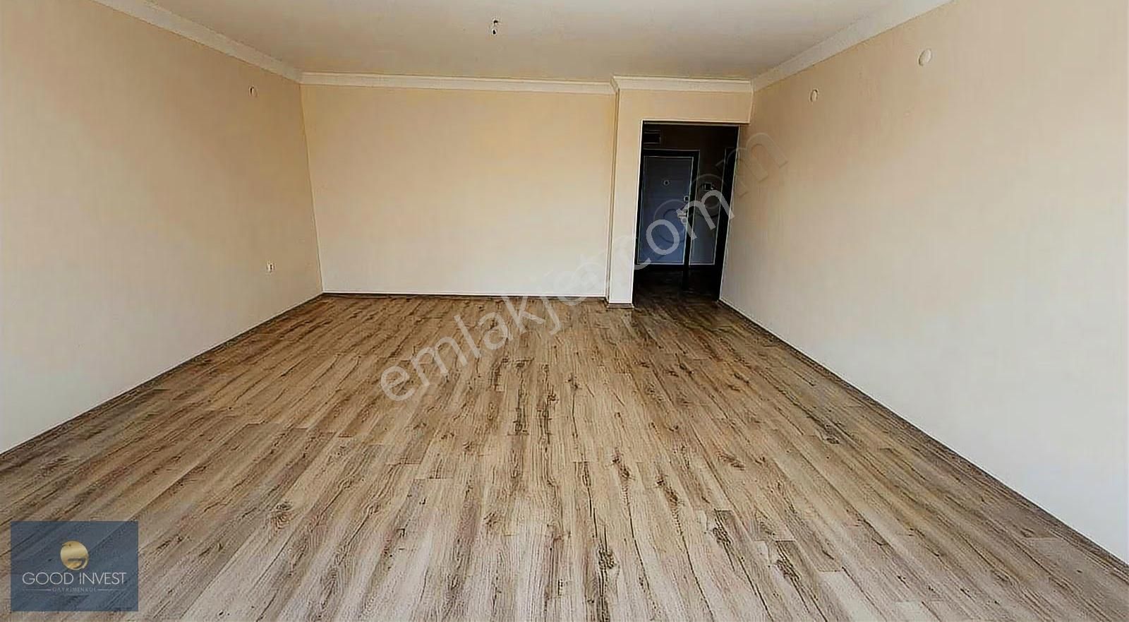 Susuz'da Ara Kat Geniş 4+1 Satılık Daire - Görsel 11