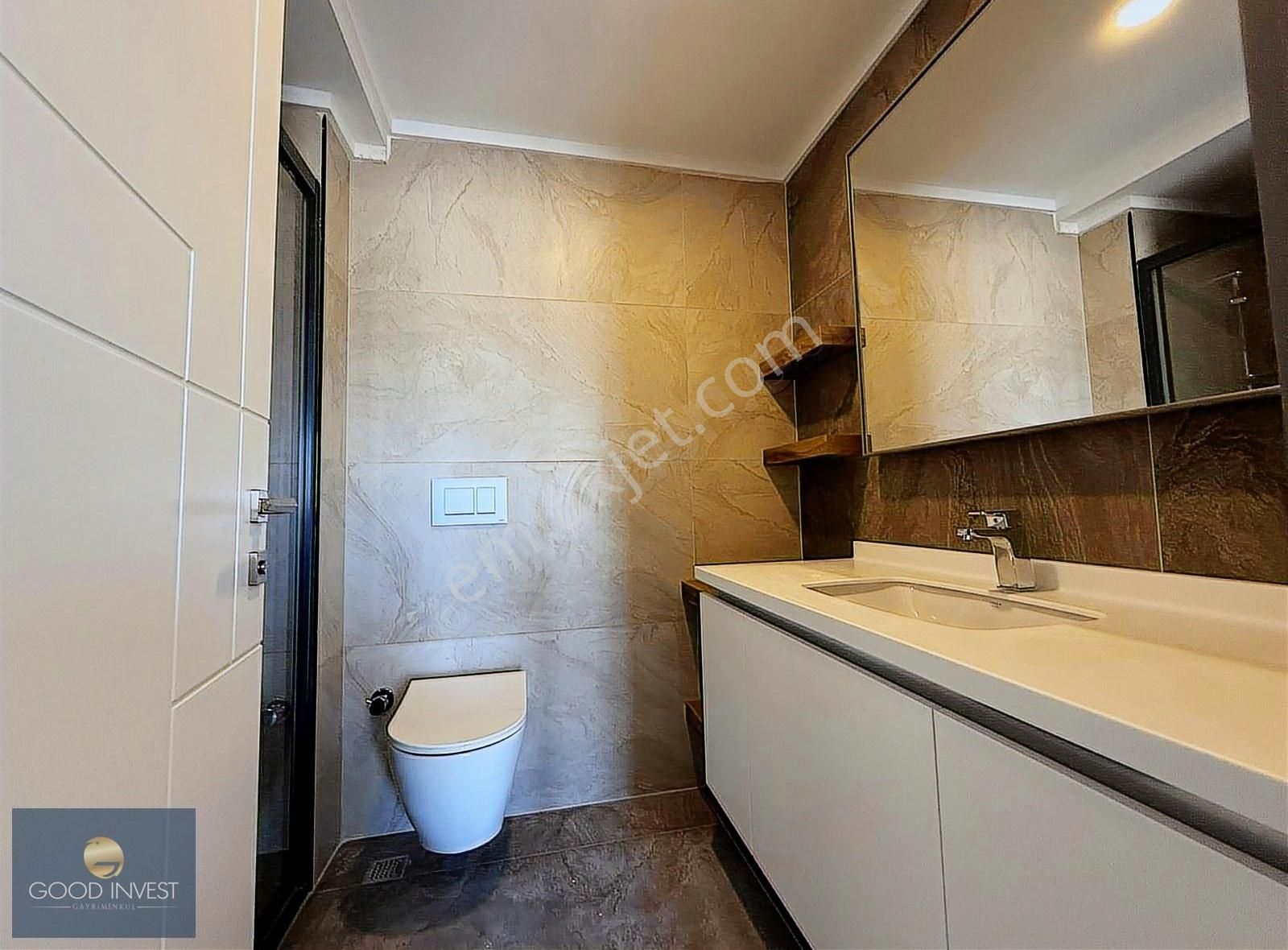 Yenibatıda Sitede Oturuma Hazır 4+1 Satılık Daire - Görsel 24