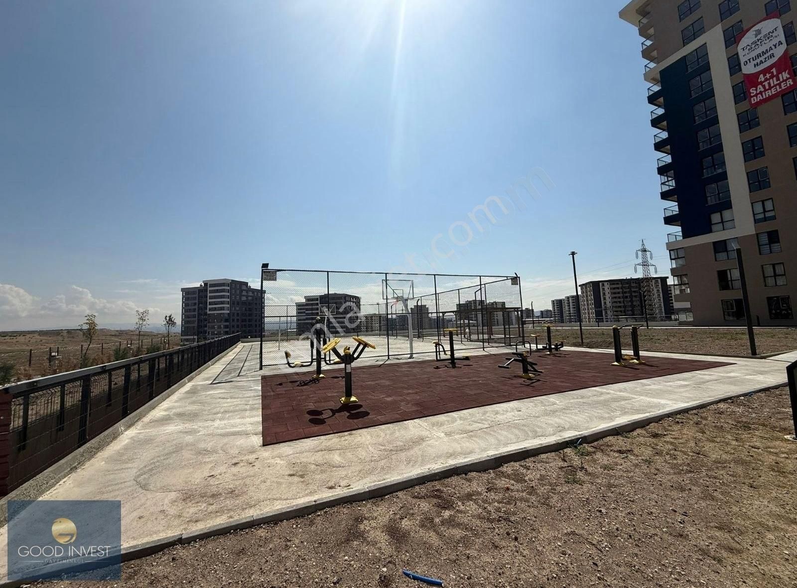 Yenibatıda Sitede Oturuma Hazır 4+1 Satılık Daire - Görsel 12